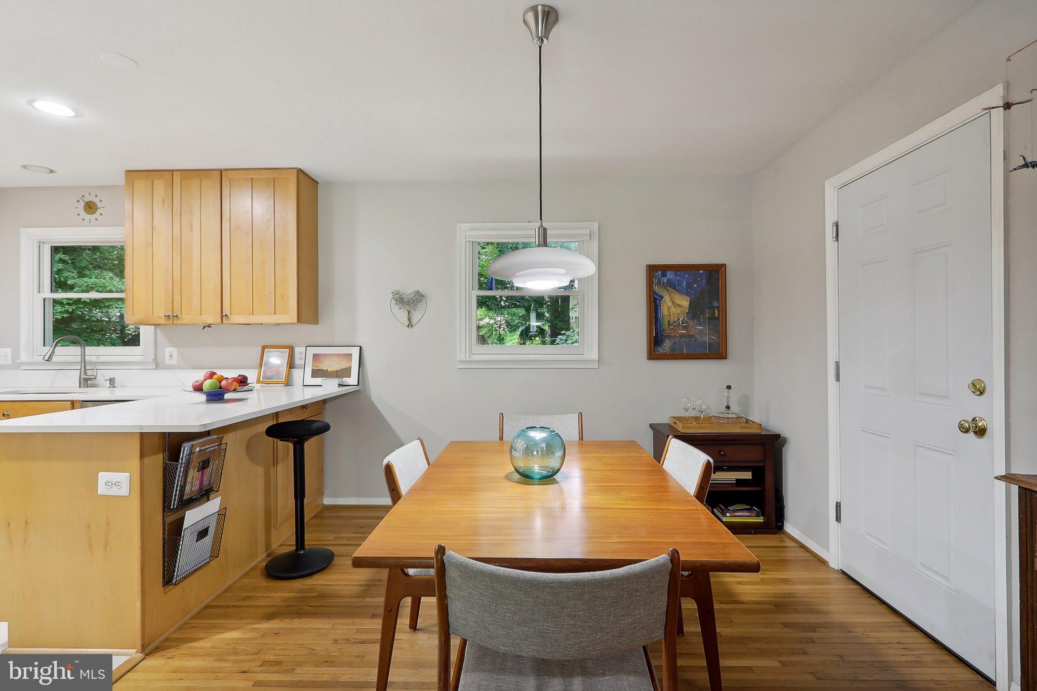 NORTH SPRINGFIELD - Residential