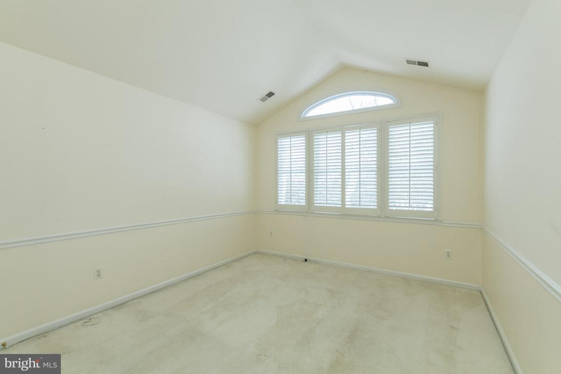 PEBBLE CREEK - Residential