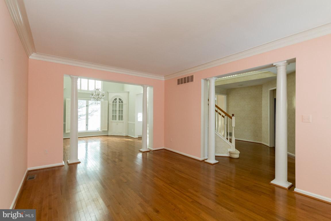 PEBBLE CREEK - Residential