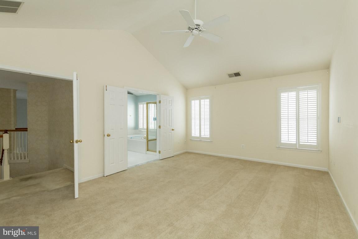 PEBBLE CREEK - Residential