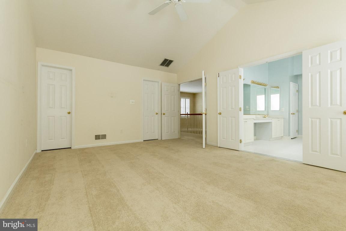 PEBBLE CREEK - Residential