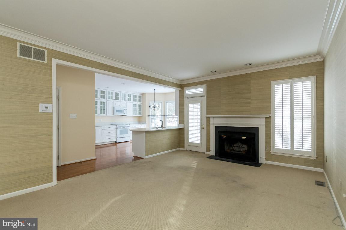 PEBBLE CREEK - Residential