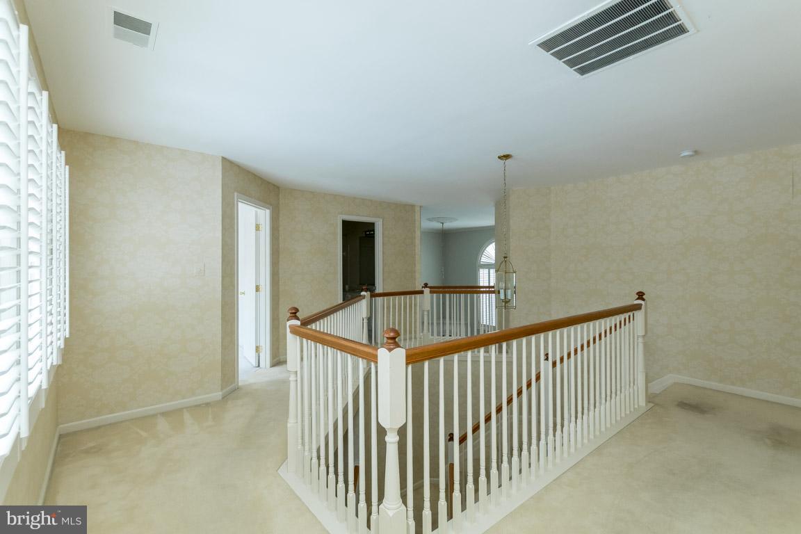 PEBBLE CREEK - Residential