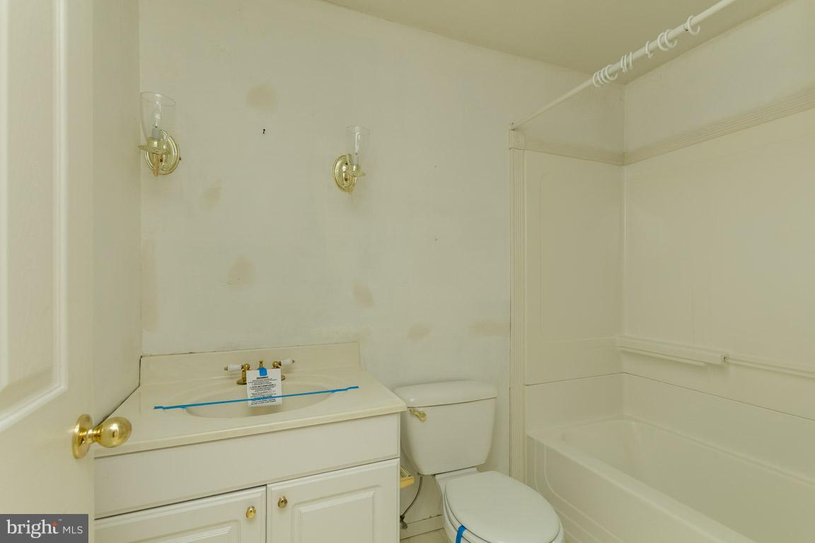 PEBBLE CREEK - Residential