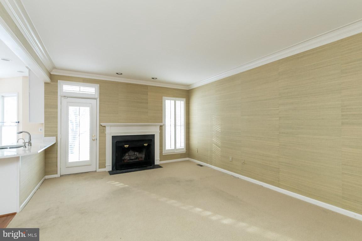 PEBBLE CREEK - Residential