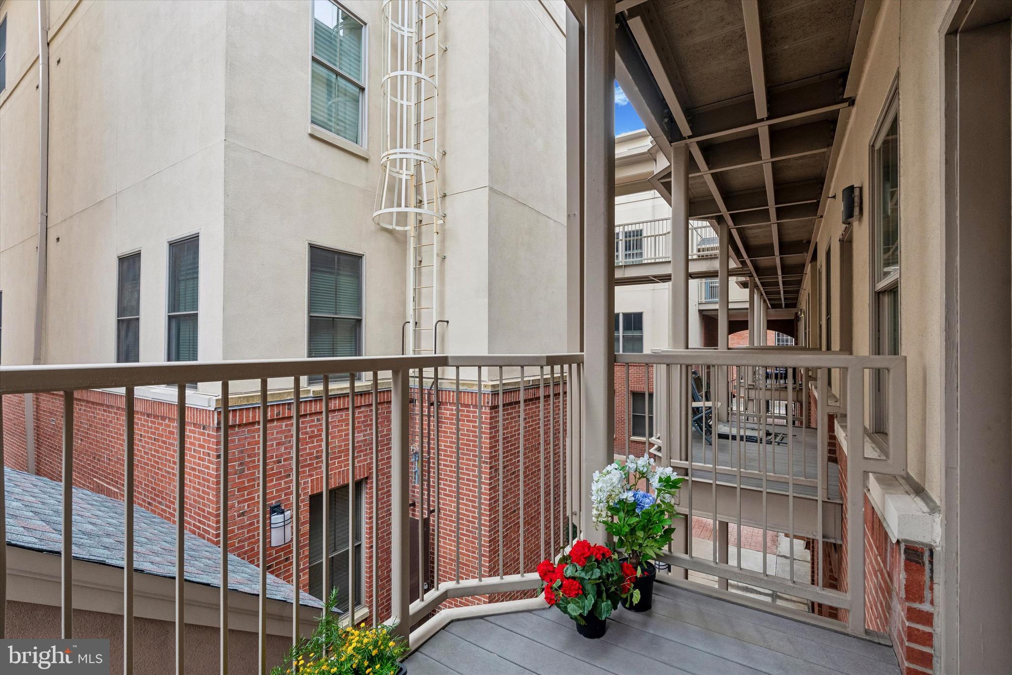 OLD CITY - Residential