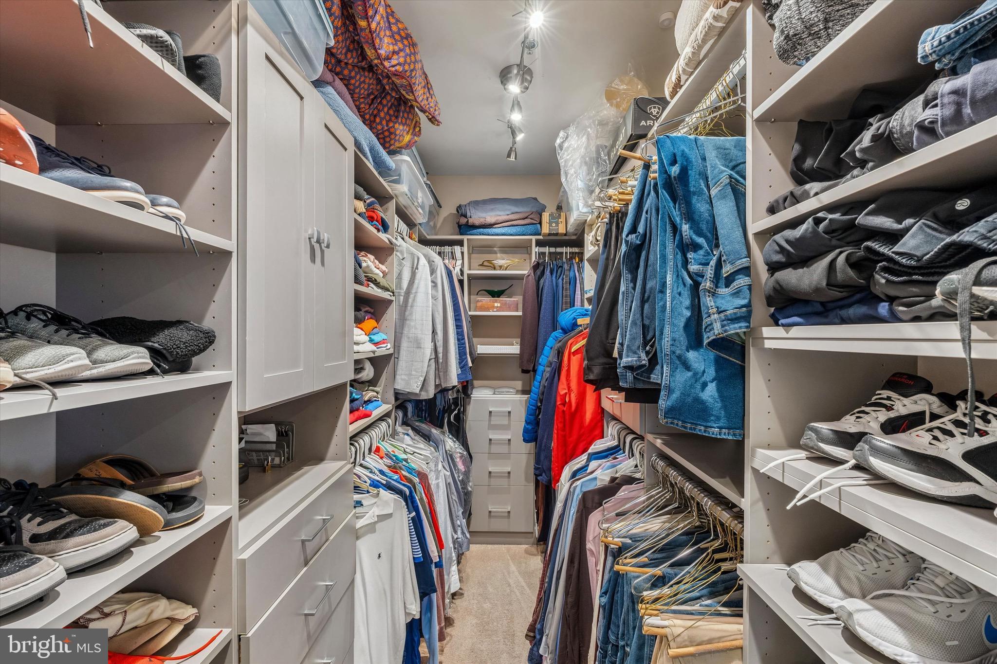 OLD CITY - Residential