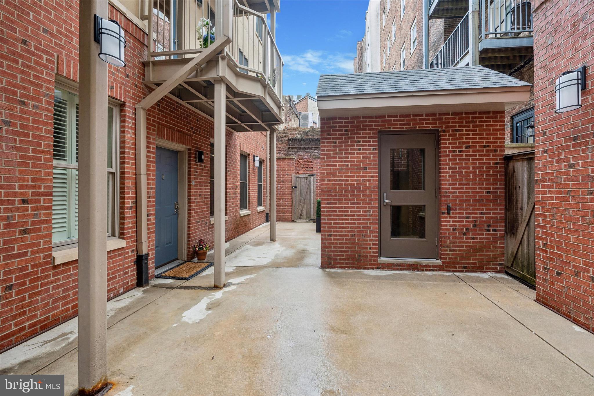 OLD CITY - Residential