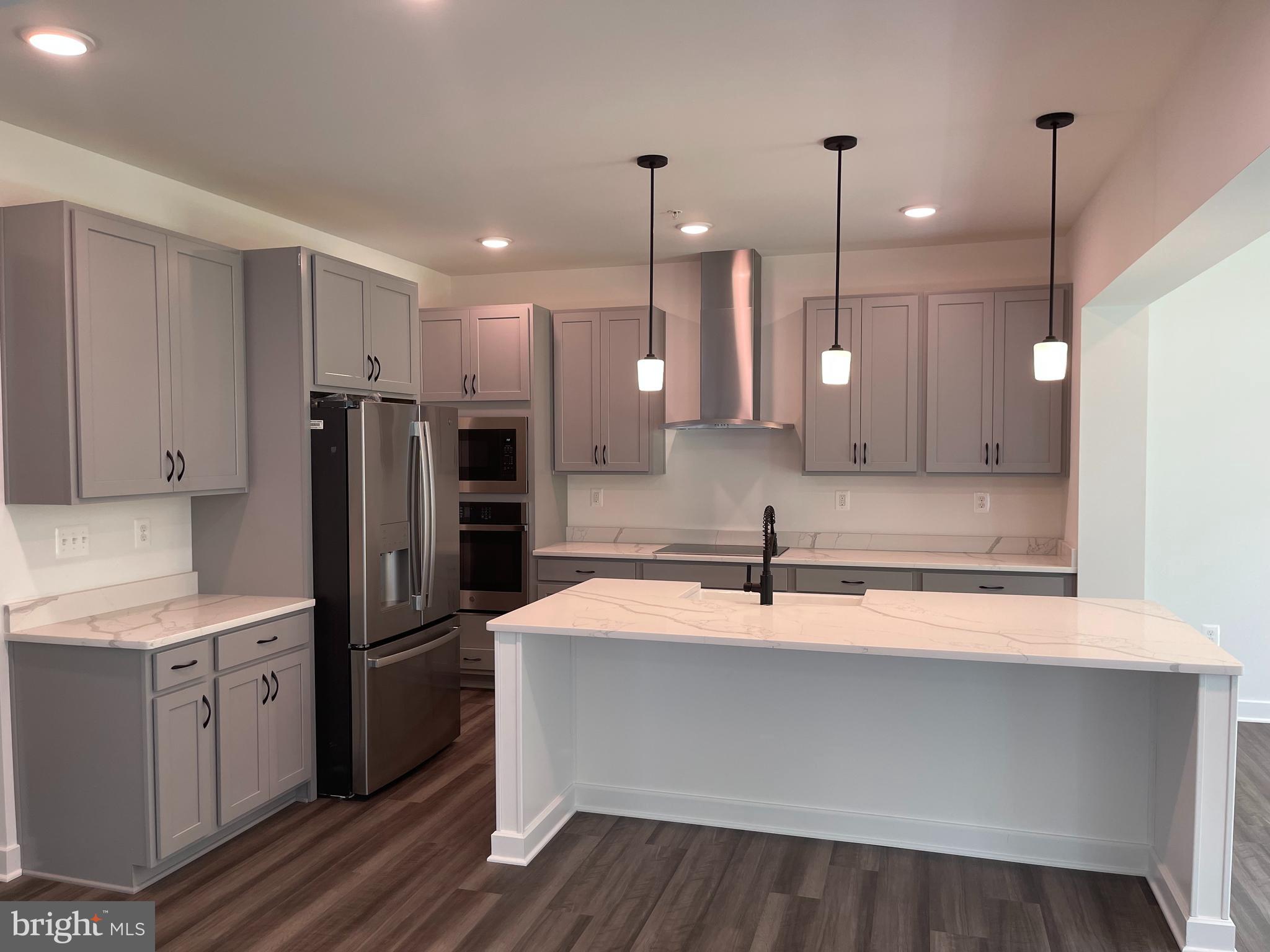 CLARK'S REST - Residential