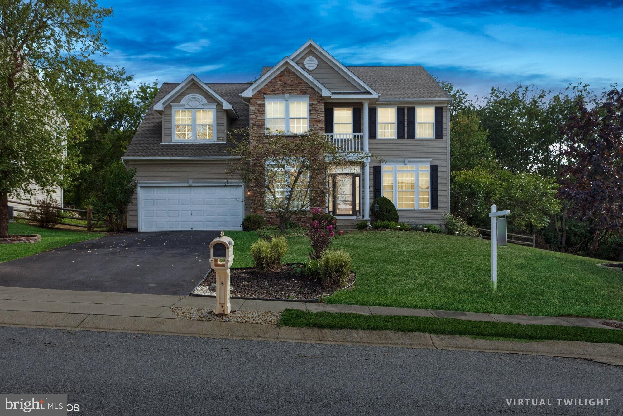 MANCHESTER FARMS - Residential