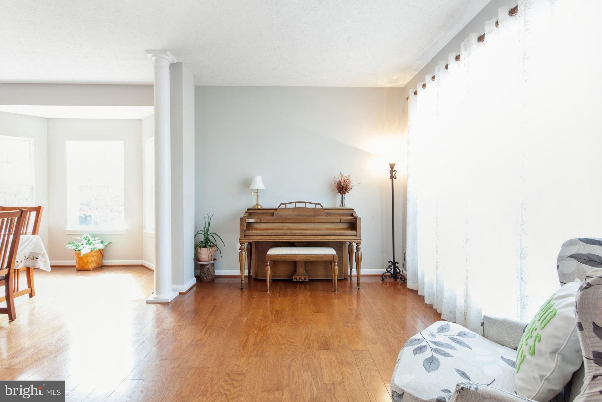 MANCHESTER FARMS - Residential