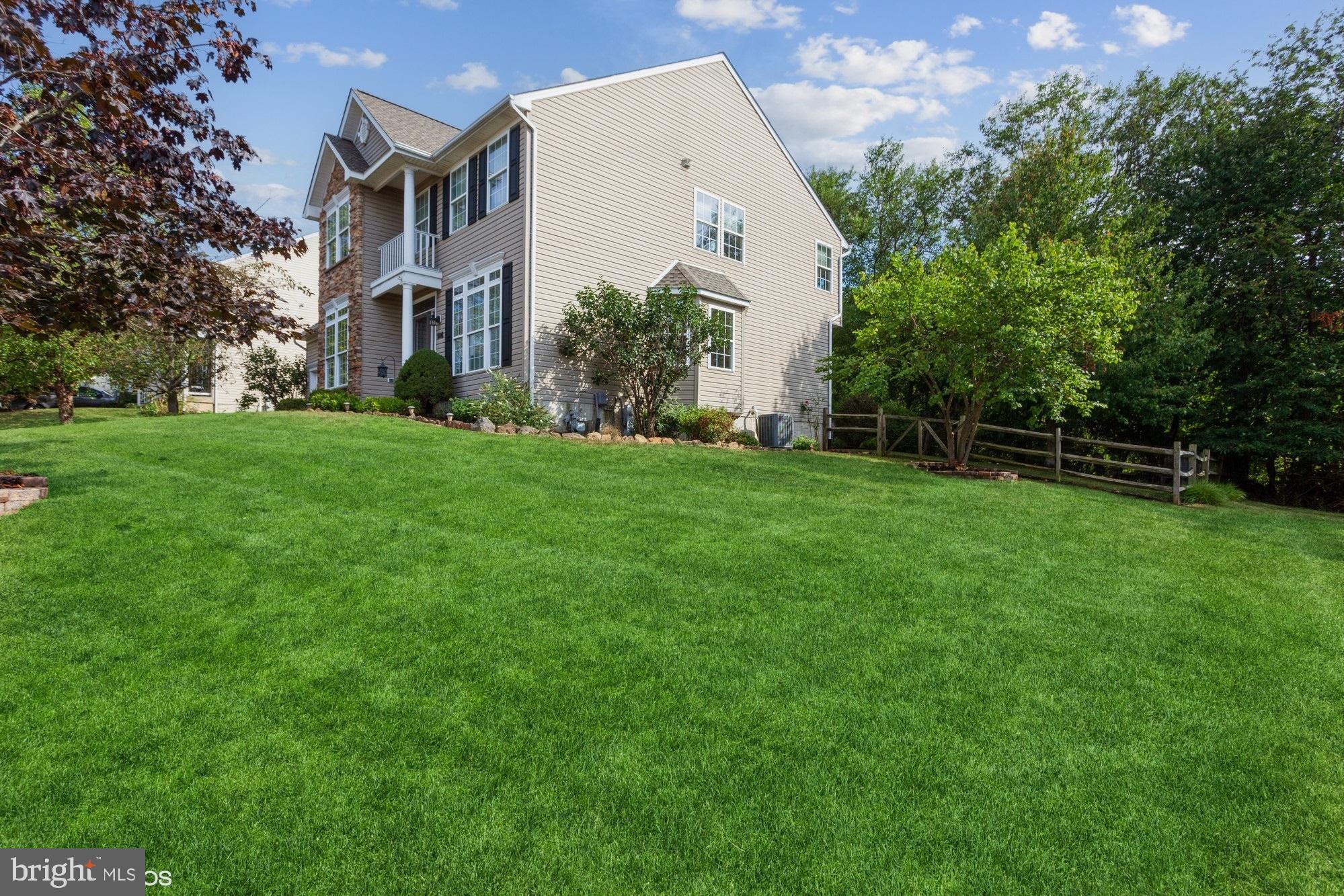 MANCHESTER FARMS - Residential