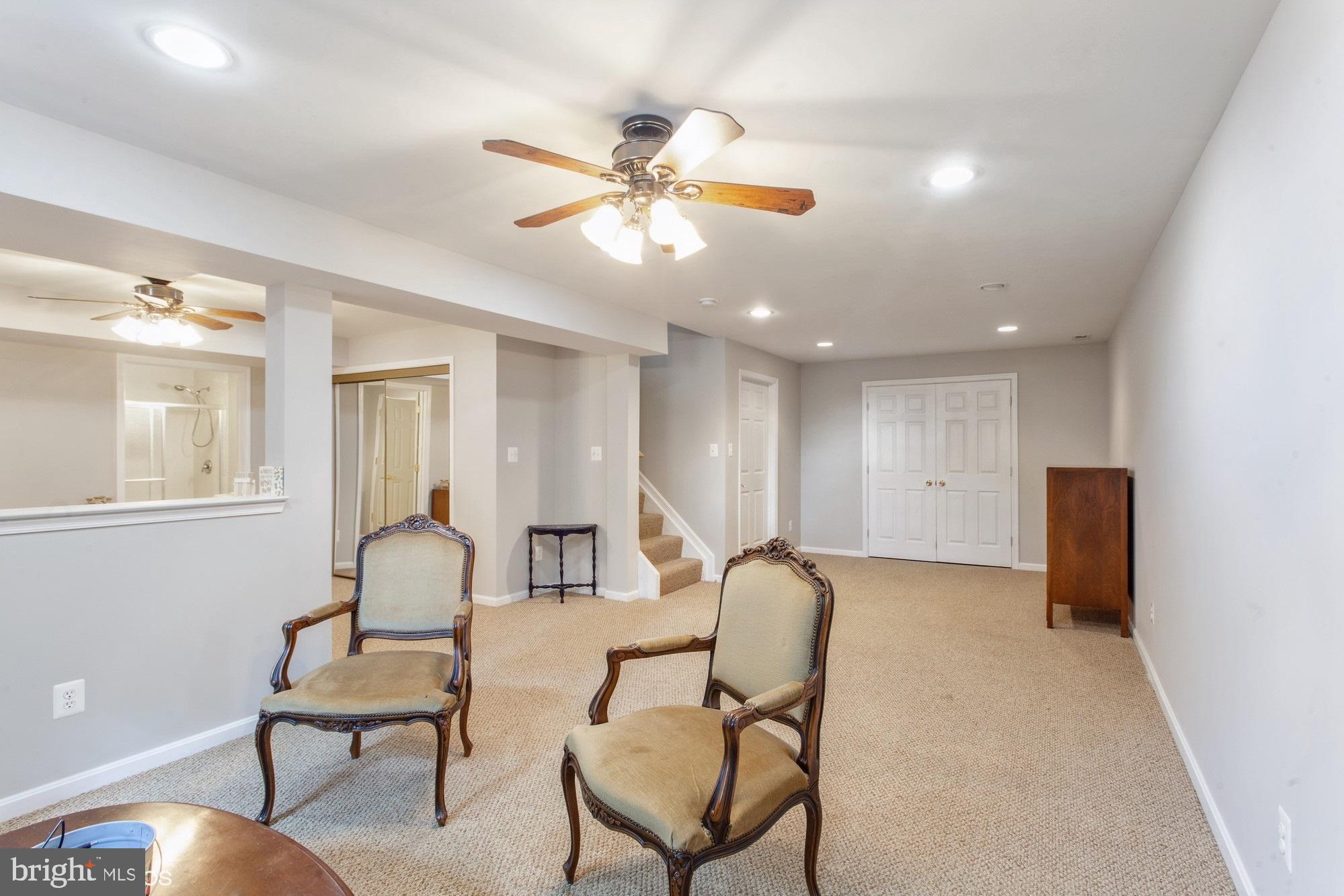 MANCHESTER FARMS - Residential