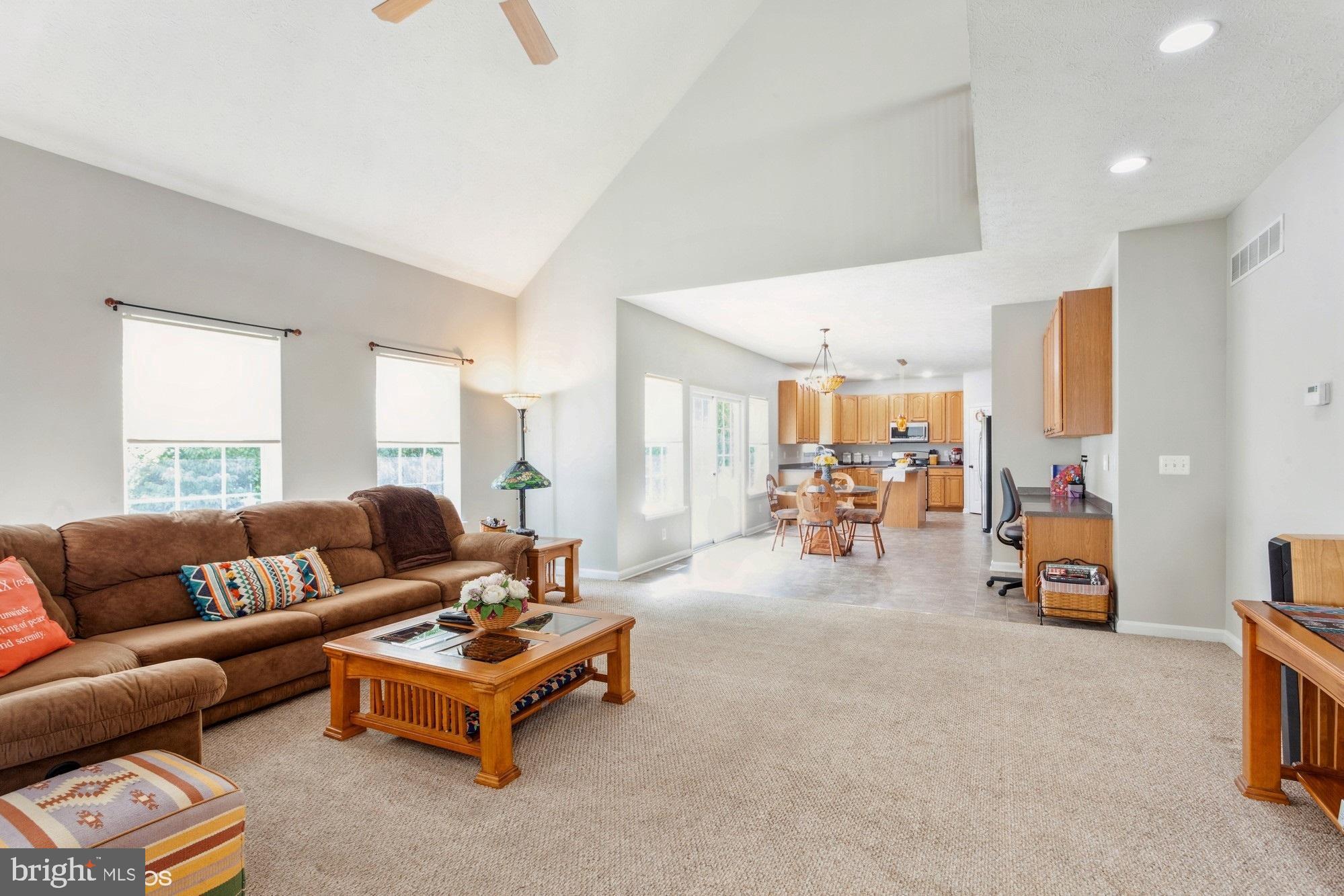 MANCHESTER FARMS - Residential