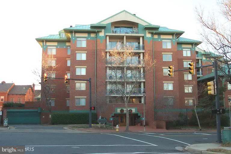 COLECROFT - Residential Lease