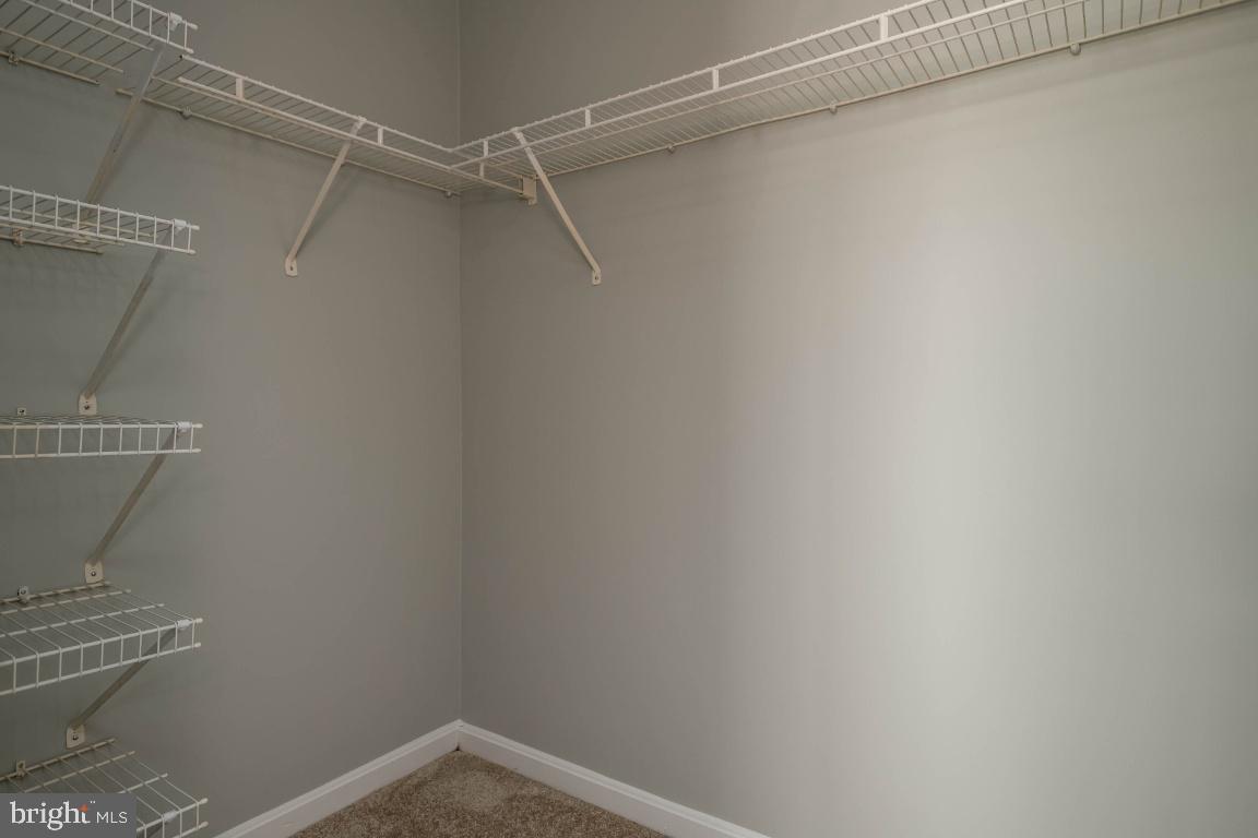 MADISON RIDGE - Residential