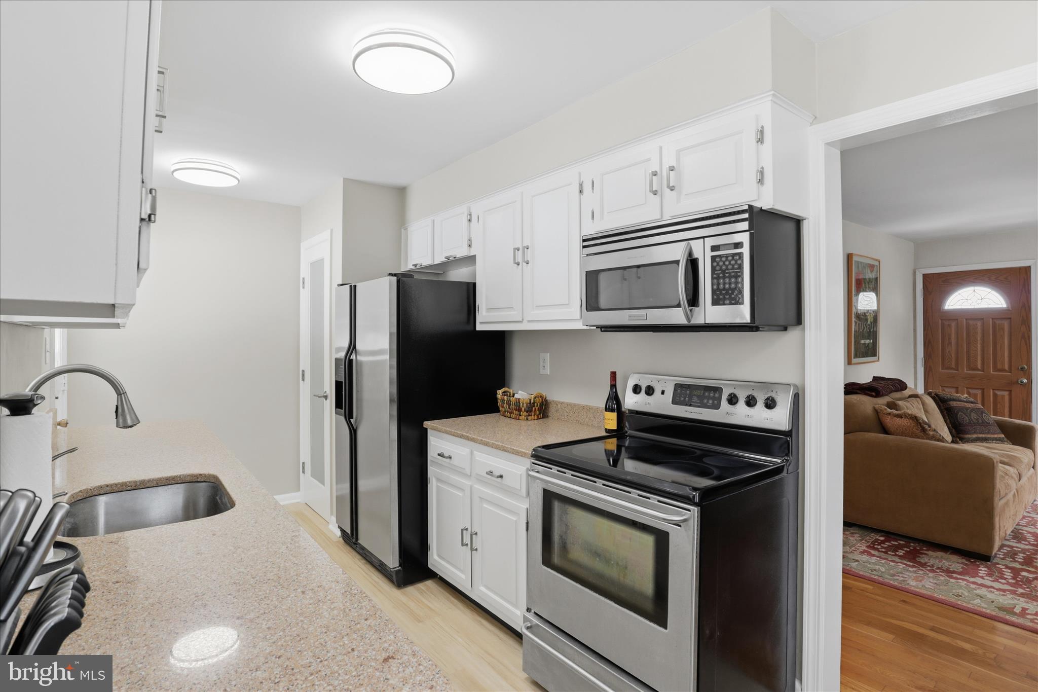 BROYHILL CREST - Residential