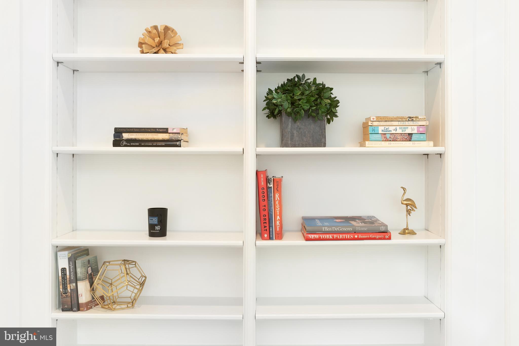 CHESTNUT HILL - Residential