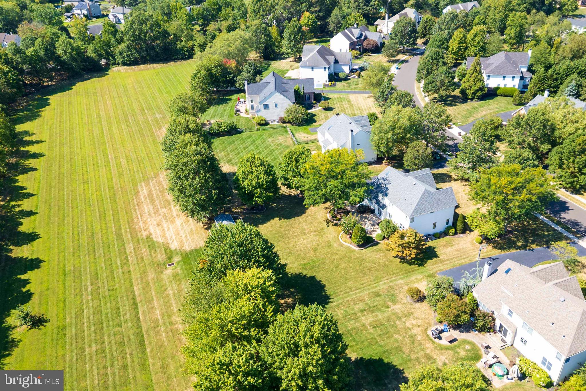 KINGSTON KNOLL - Residential