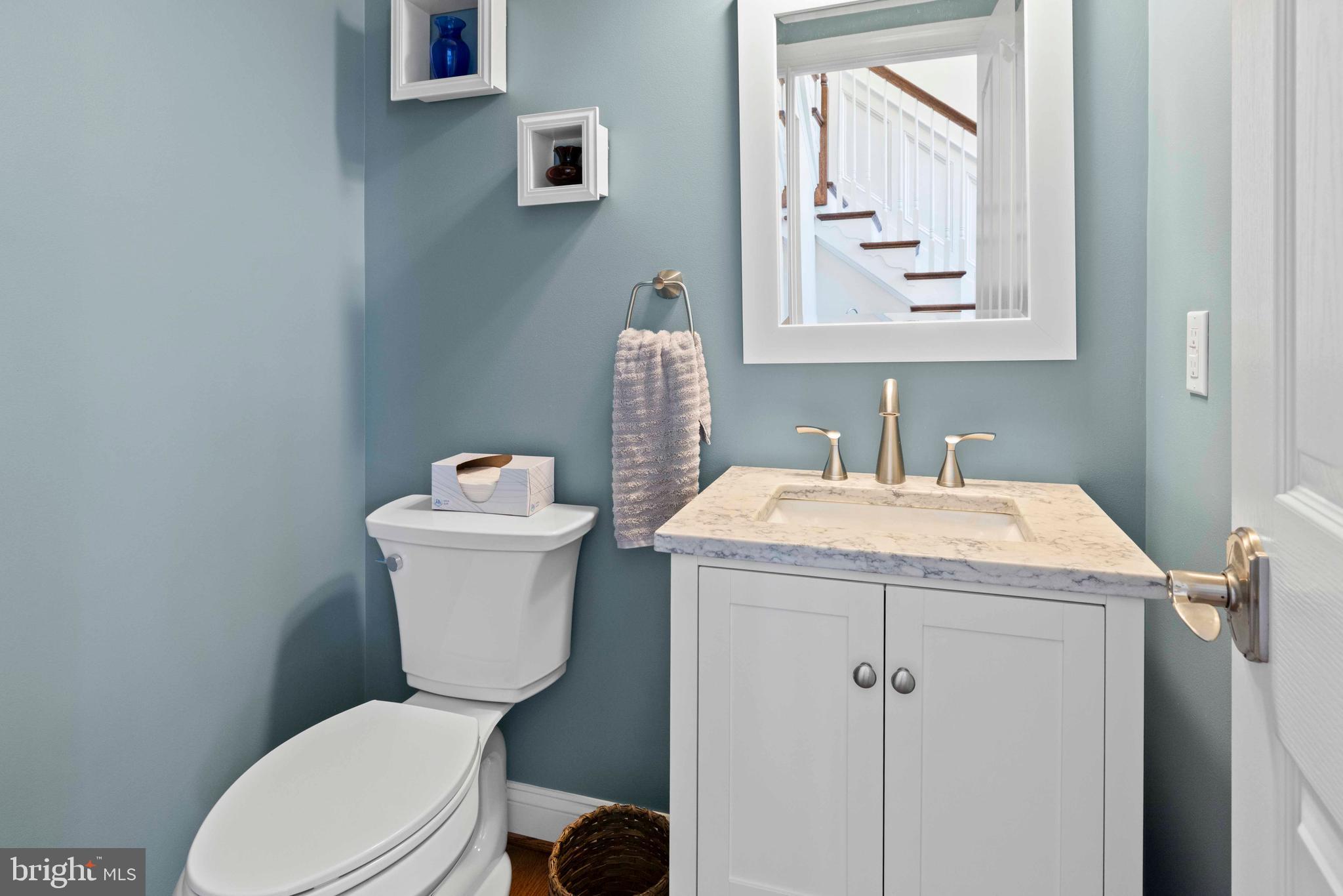 KINGSTON KNOLL - Residential