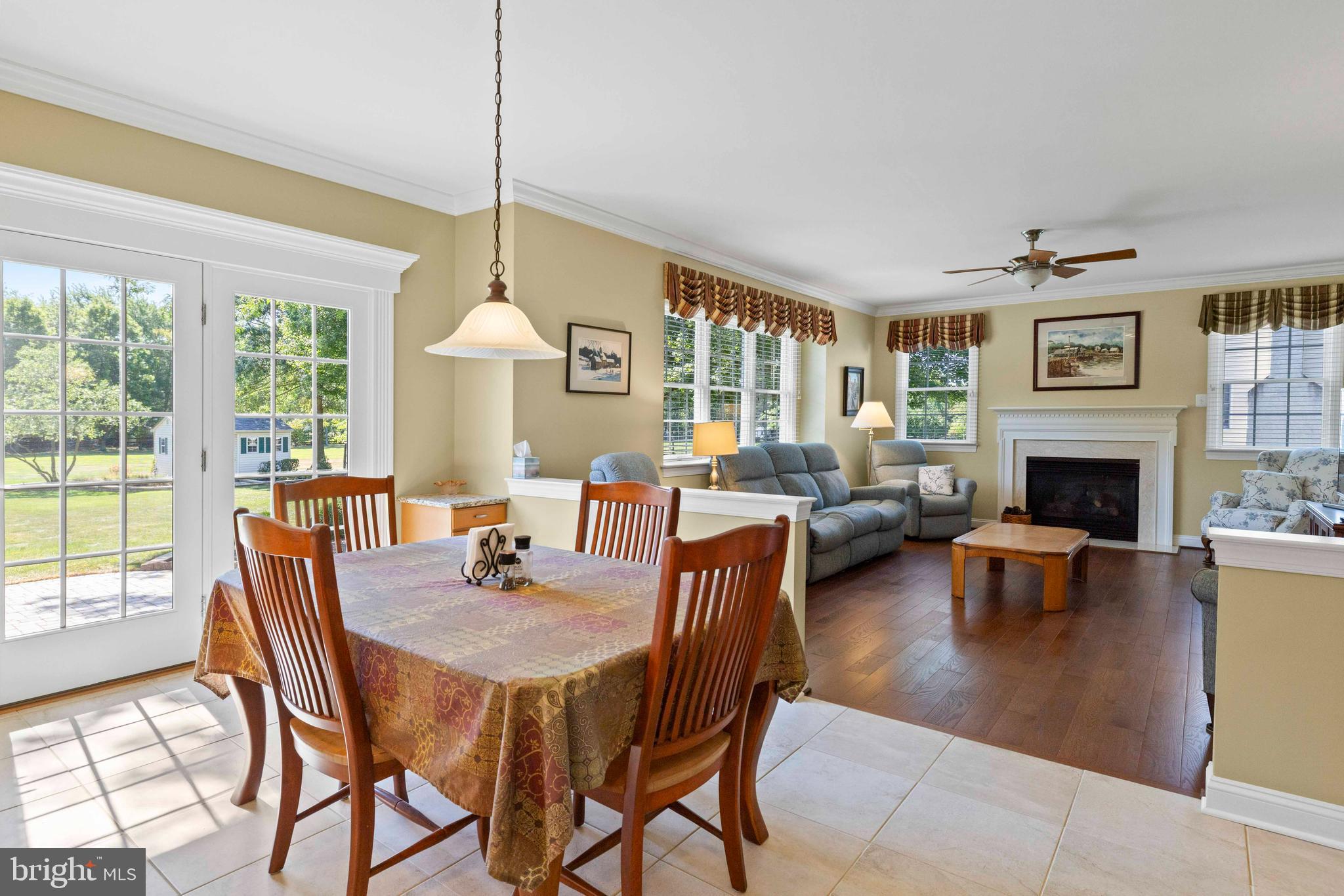 KINGSTON KNOLL - Residential