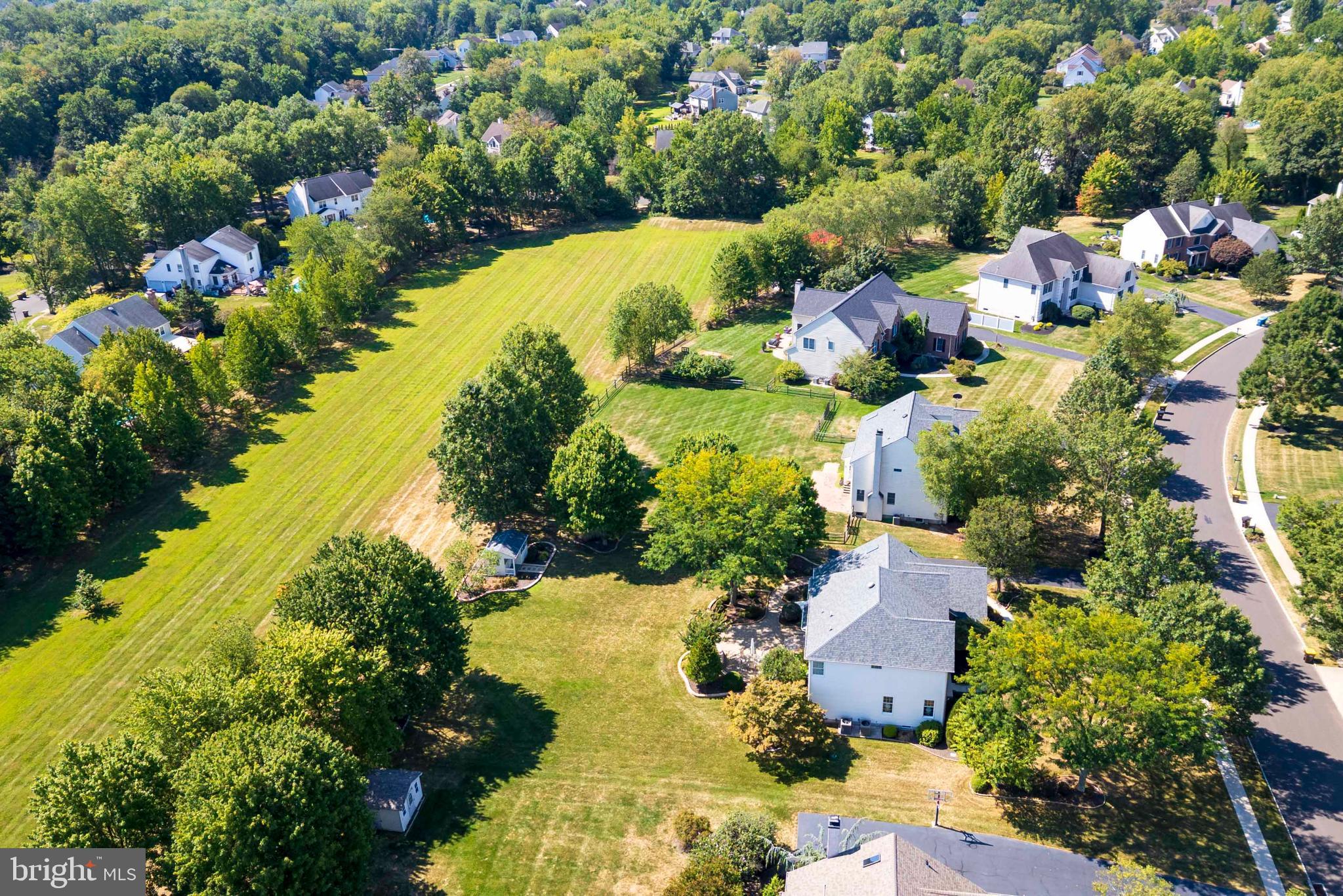 KINGSTON KNOLL - Residential