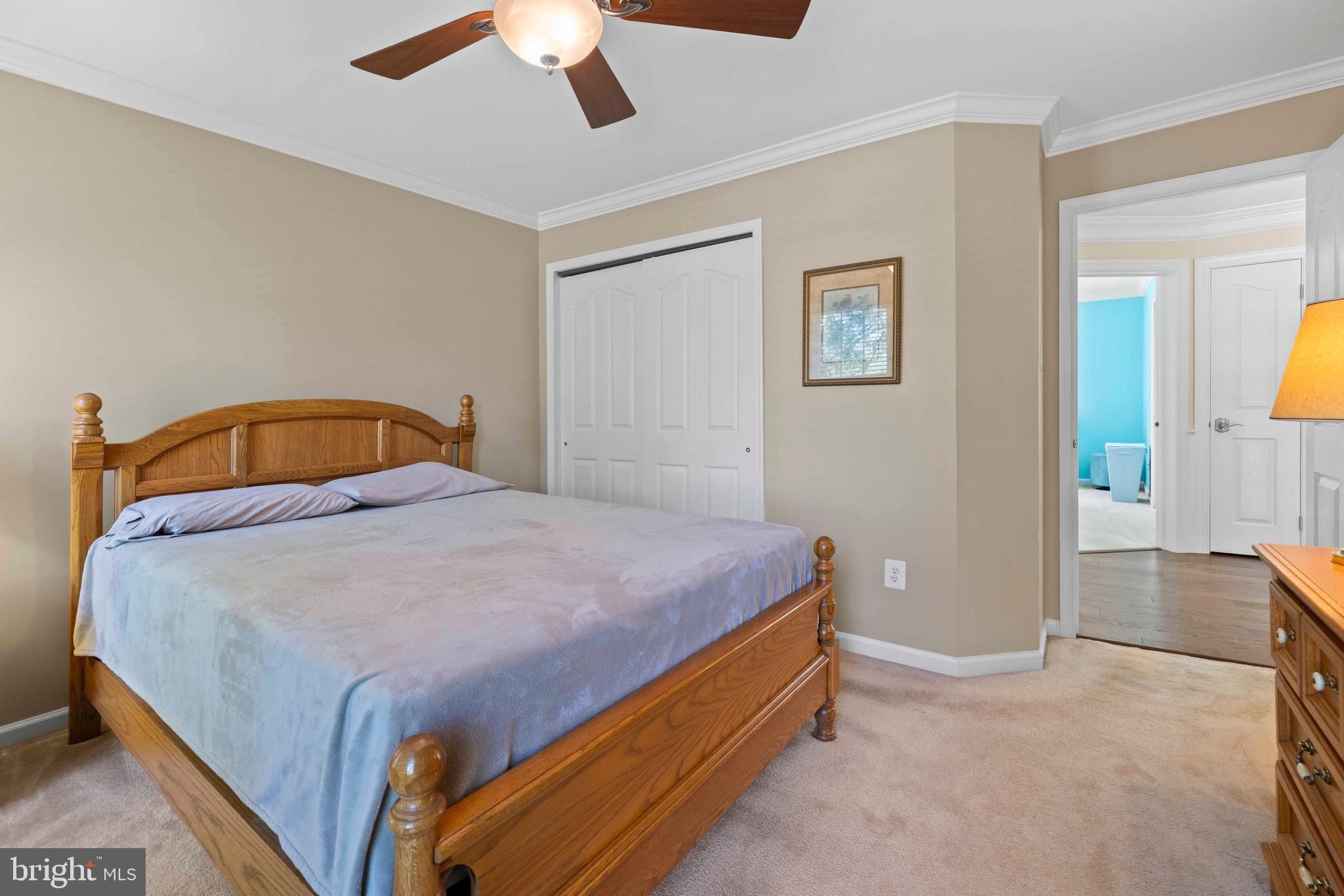 KINGSTON KNOLL - Residential