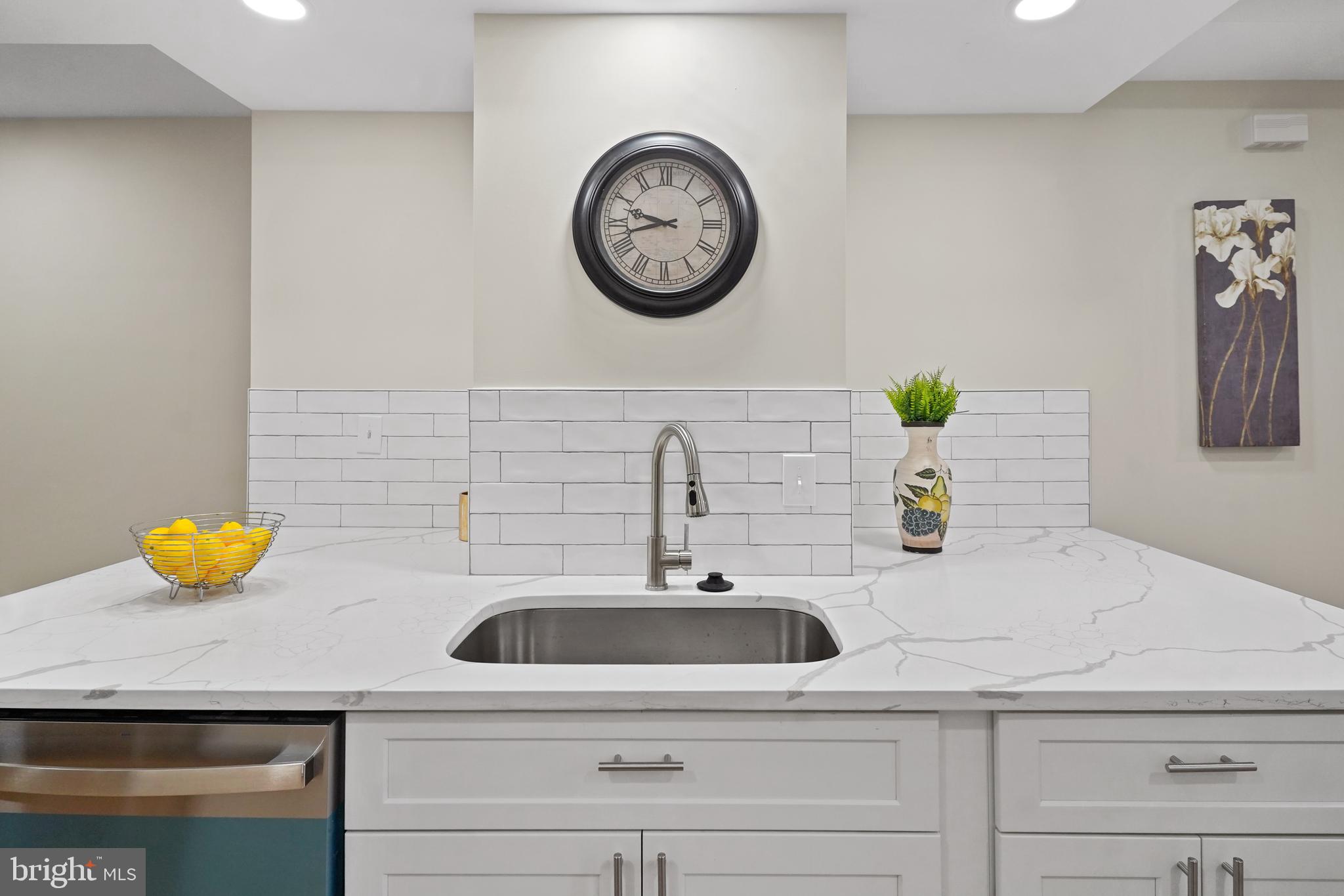 715 LONGFELLOW STREET NW