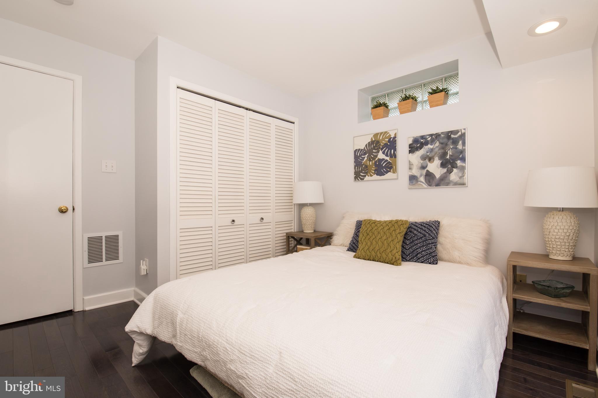 SPRING GARDEN - Residential