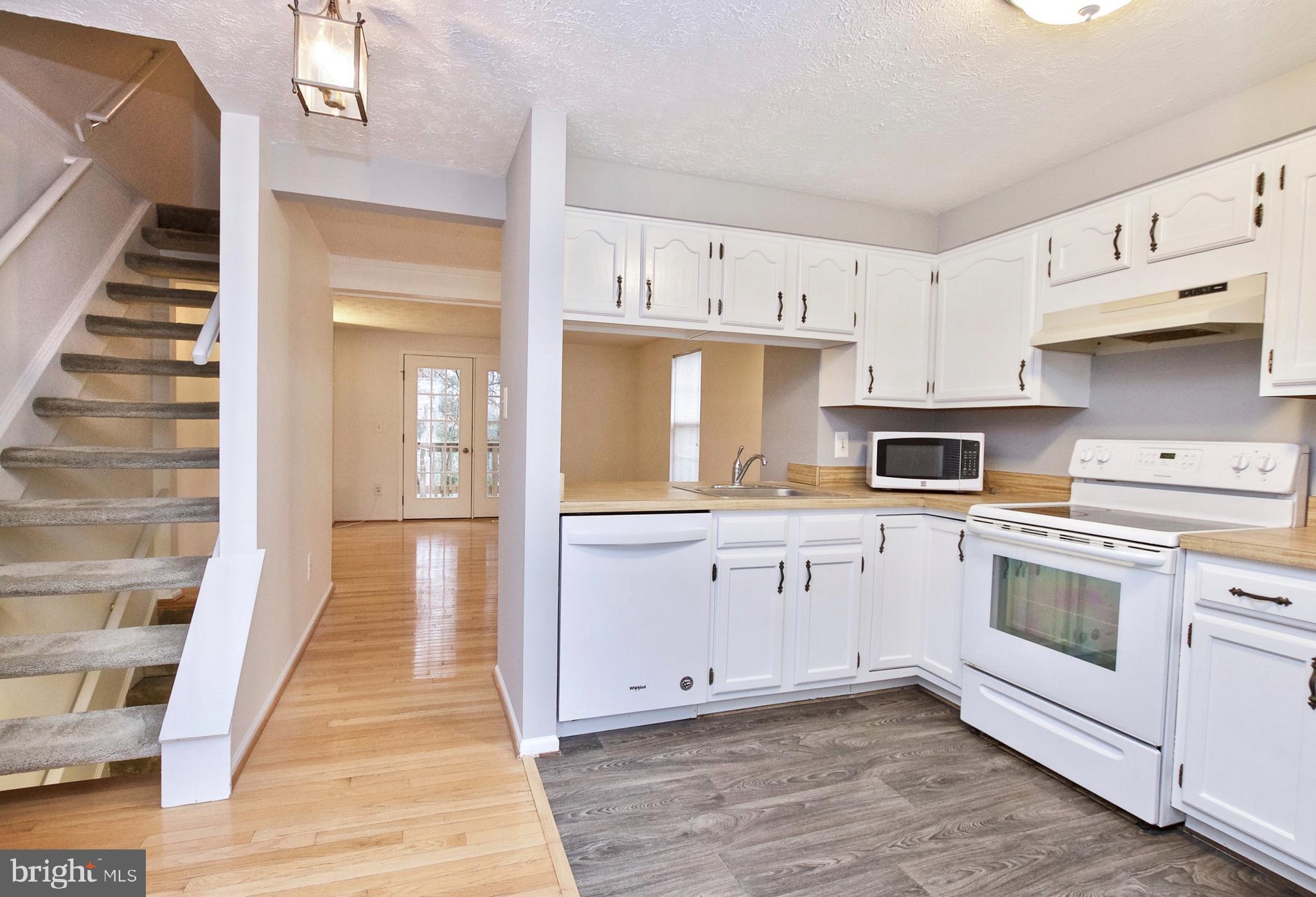 SOUTHBRIDGE - Residential Lease