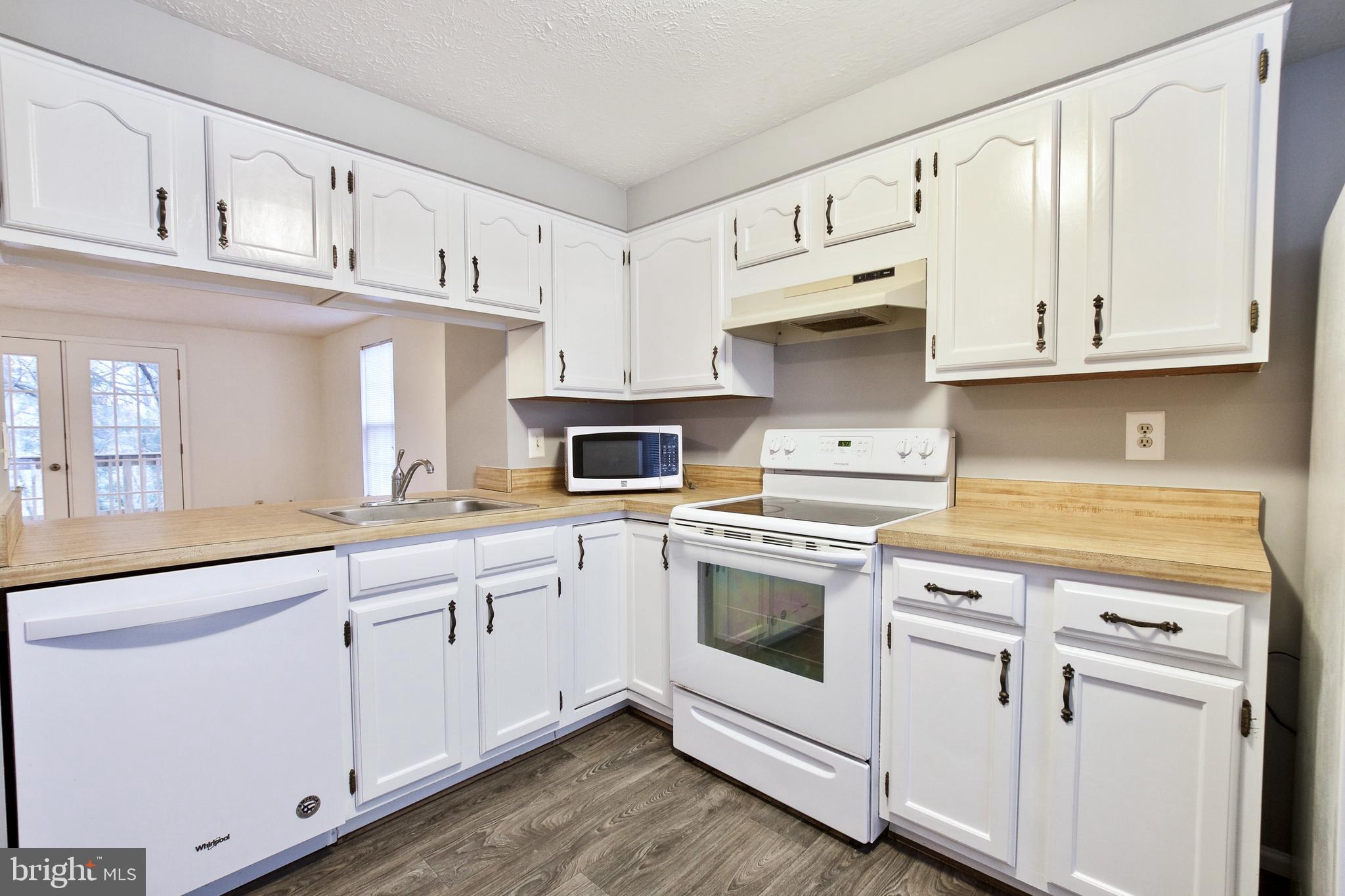 SOUTHBRIDGE - Residential Lease