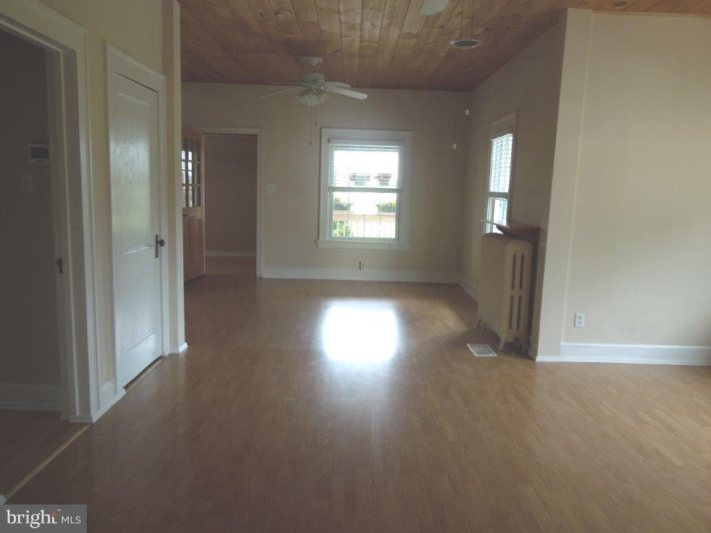 HIGHMOUNT - Residential