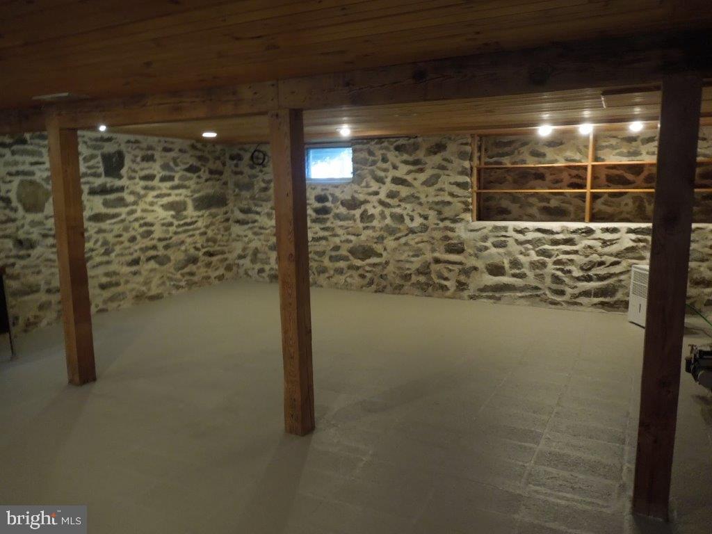 HIGHMOUNT - Residential