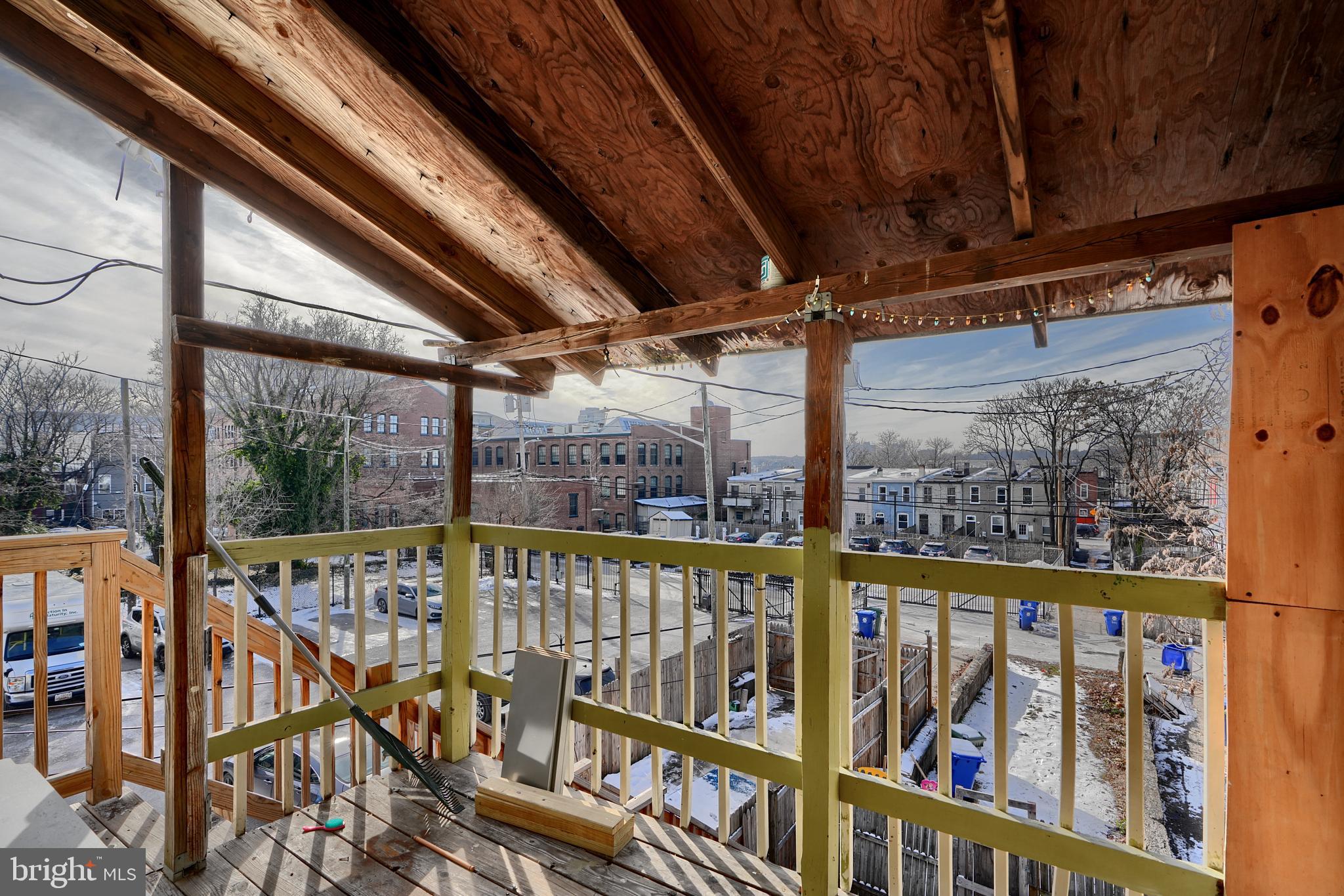 CHARLES VILLAGE - Residential Income