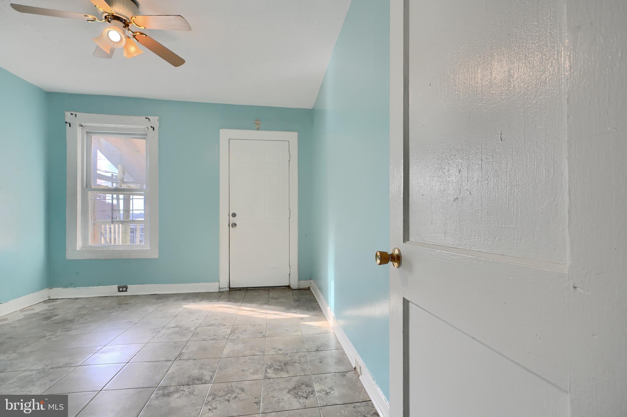 CHARLES VILLAGE - Residential Income