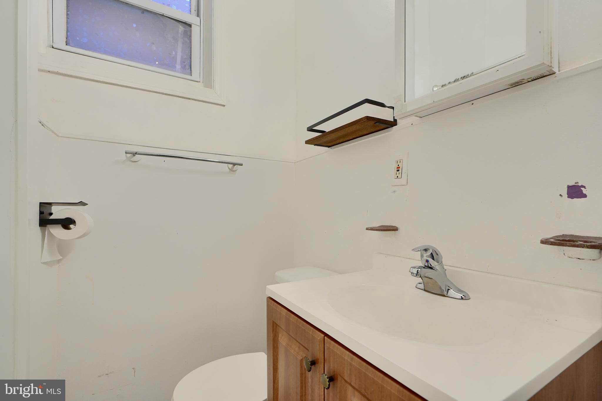 CHARLES VILLAGE - Residential Income