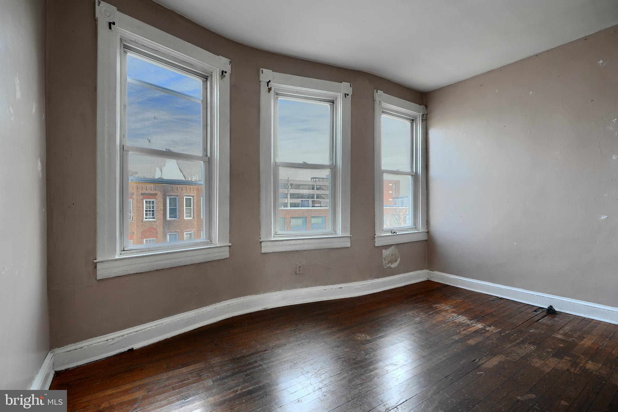 CHARLES VILLAGE - Residential Income