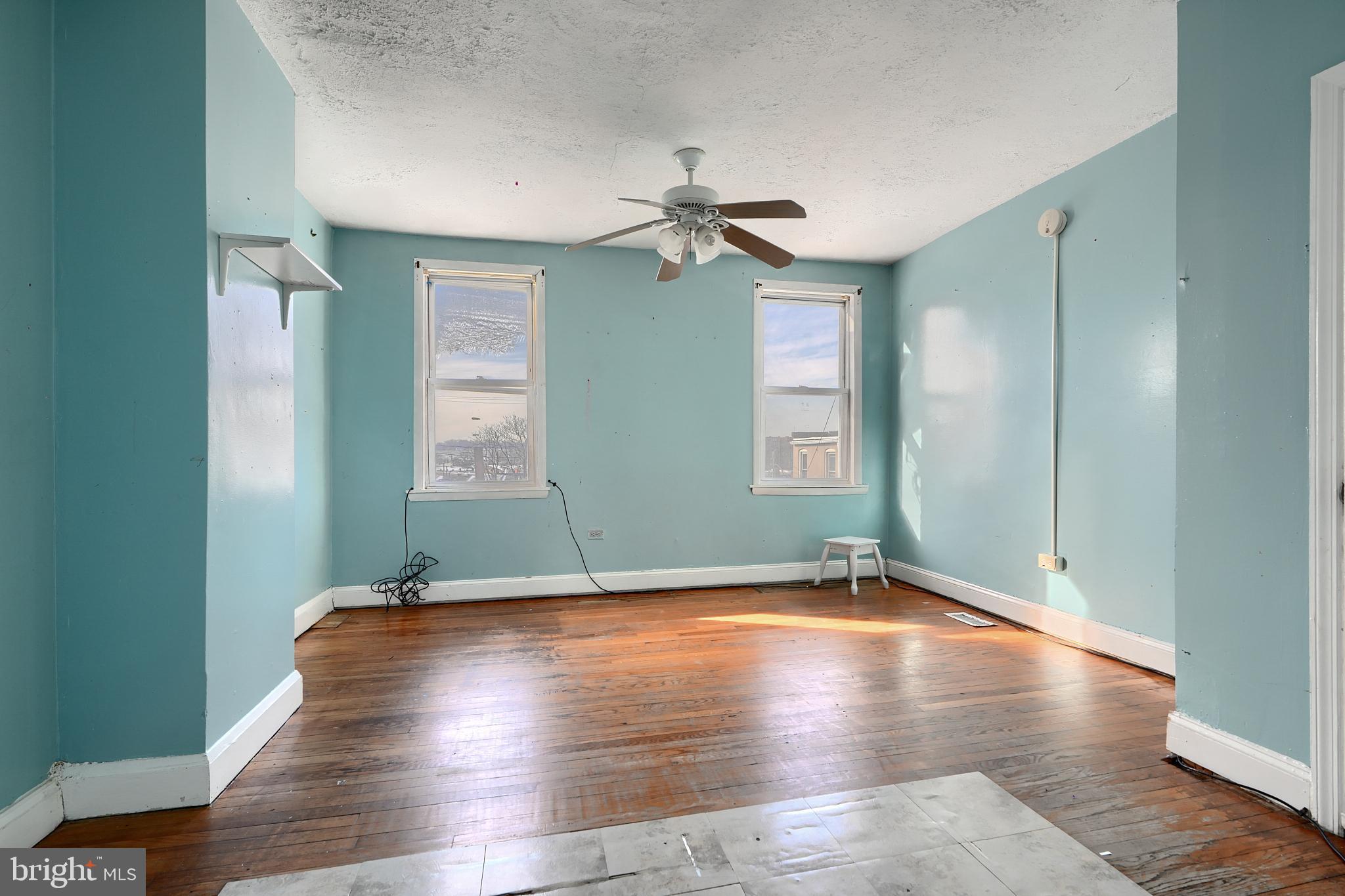 CHARLES VILLAGE - Residential Income