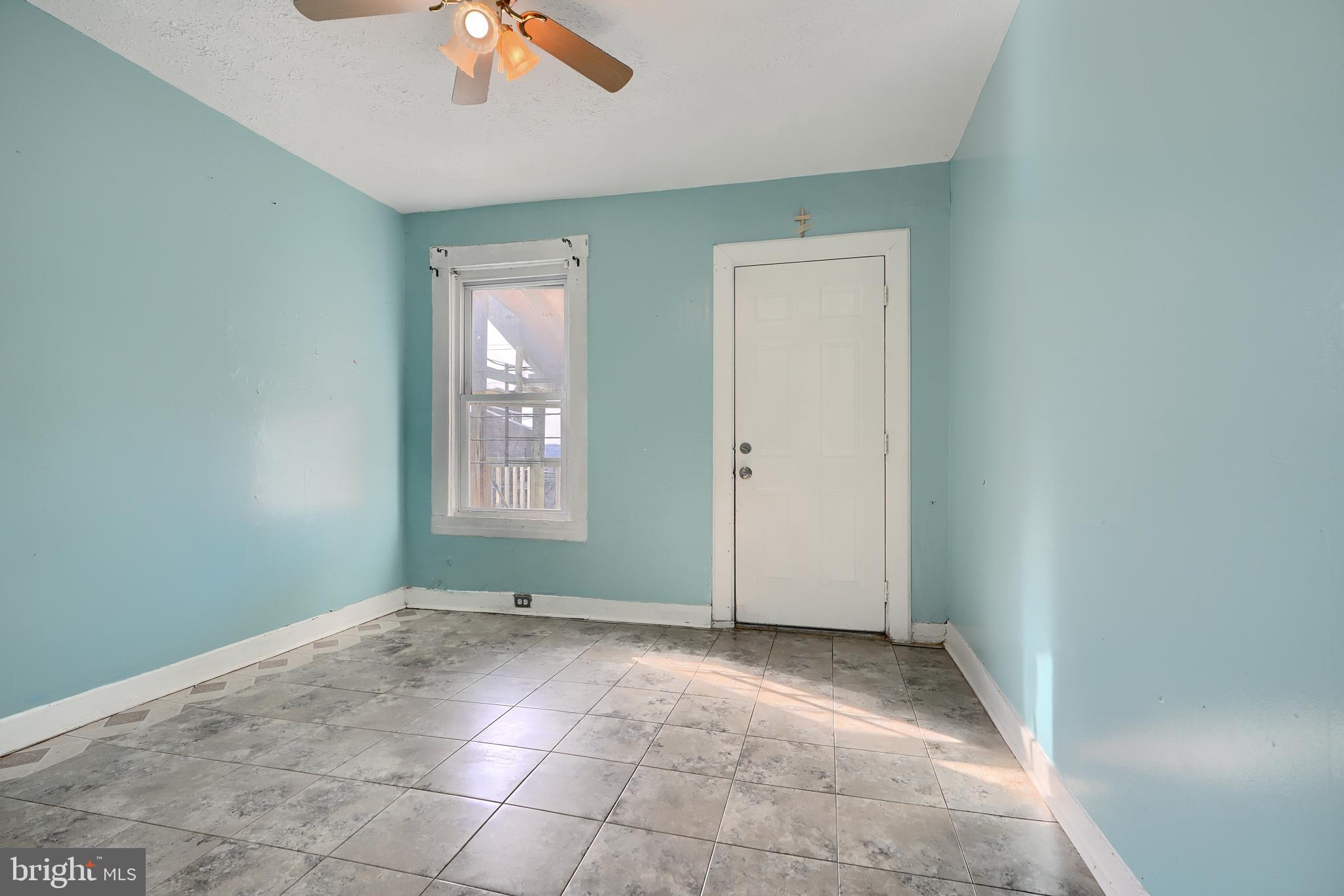 CHARLES VILLAGE - Residential Income