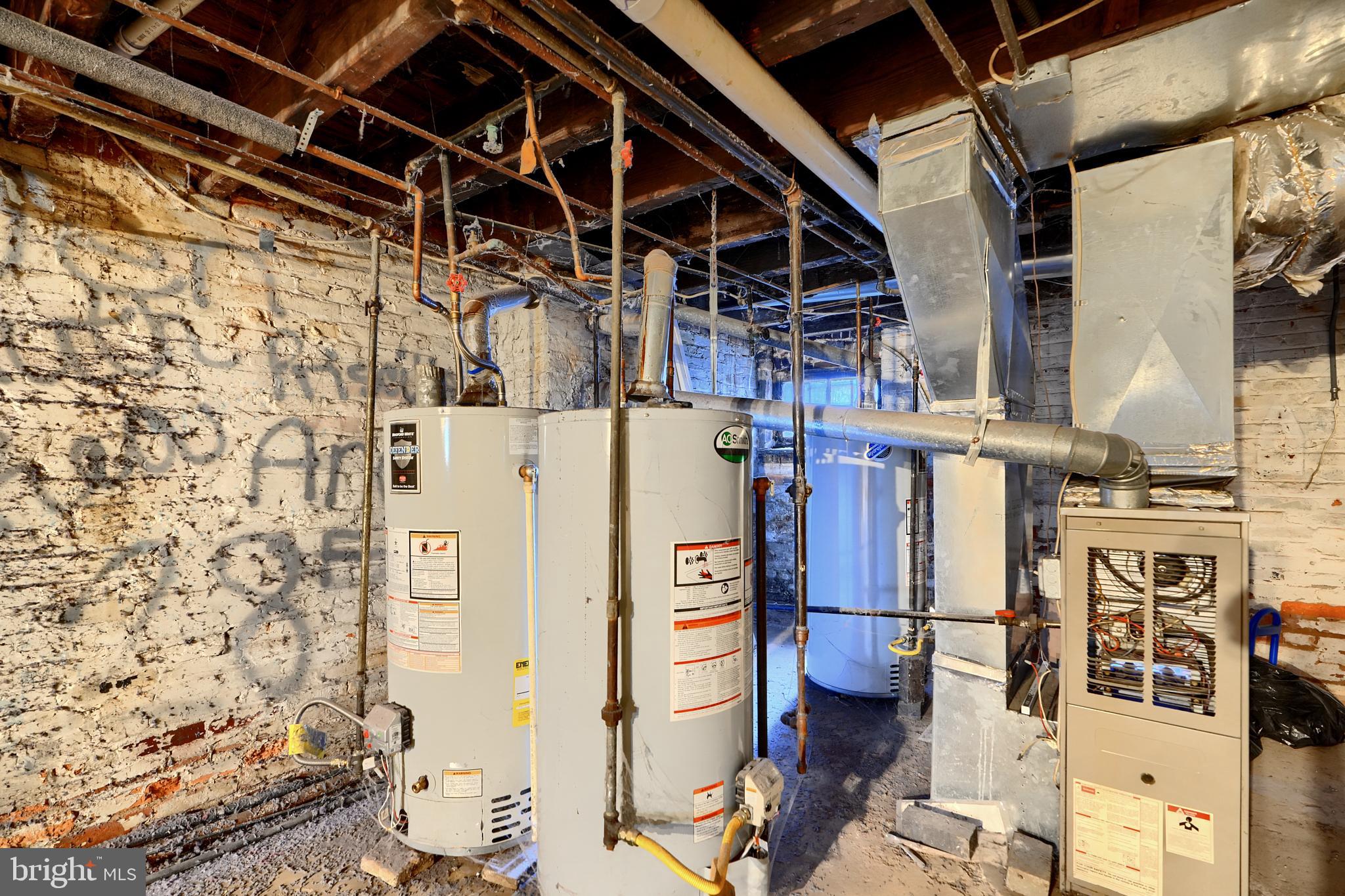 CHARLES VILLAGE - Residential Income