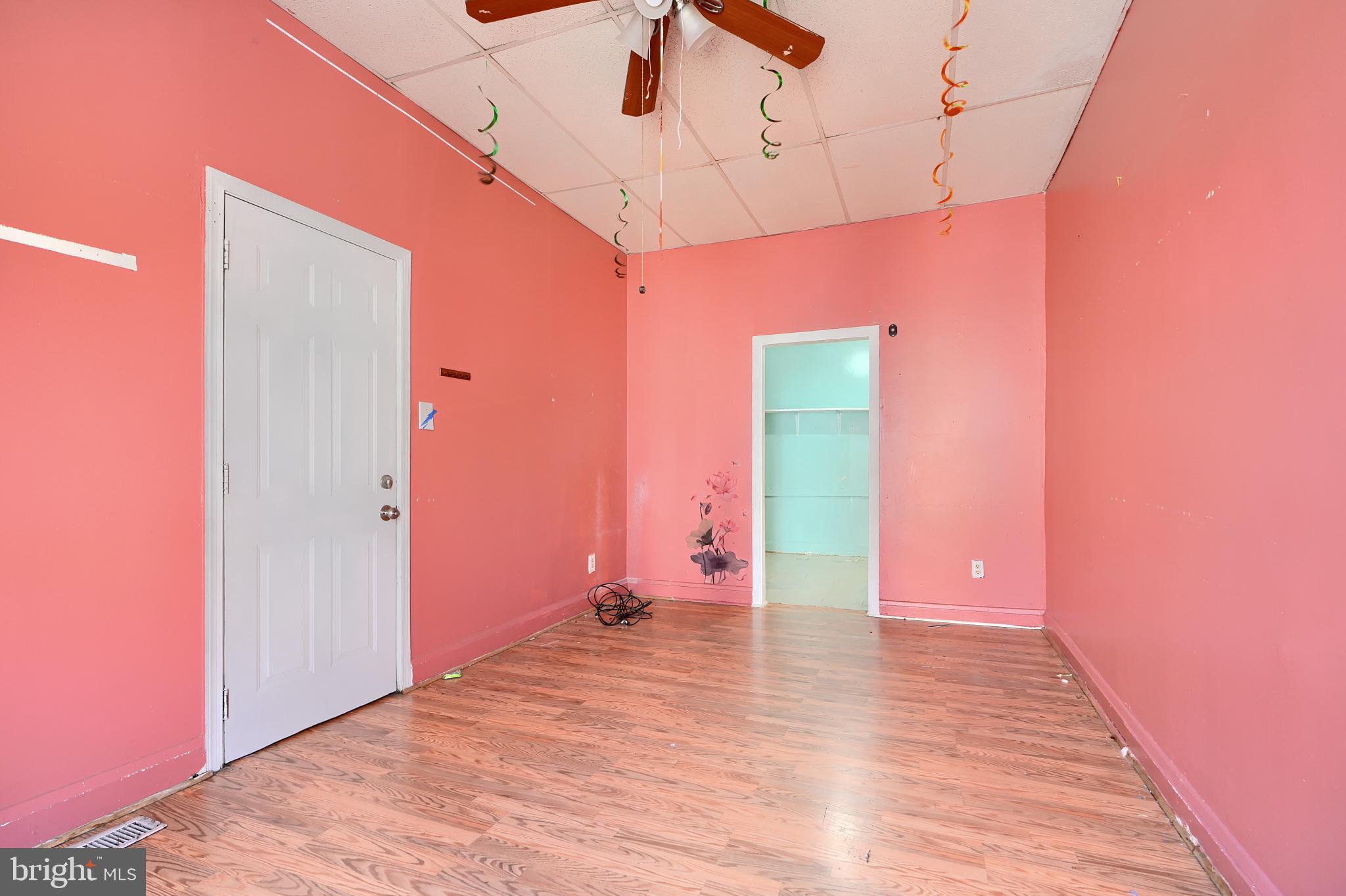 CHARLES VILLAGE - Residential Income