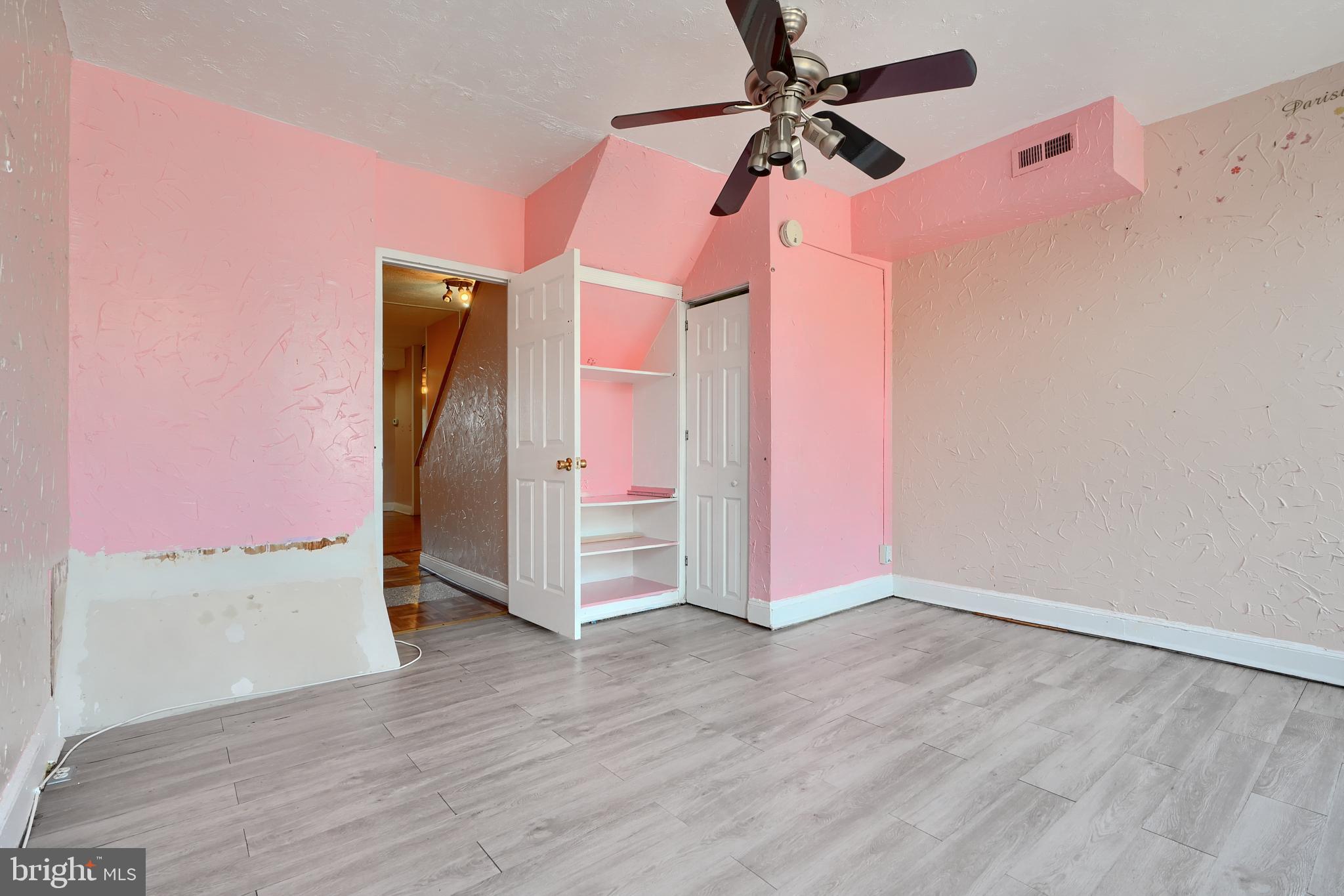 CHARLES VILLAGE - Residential Income