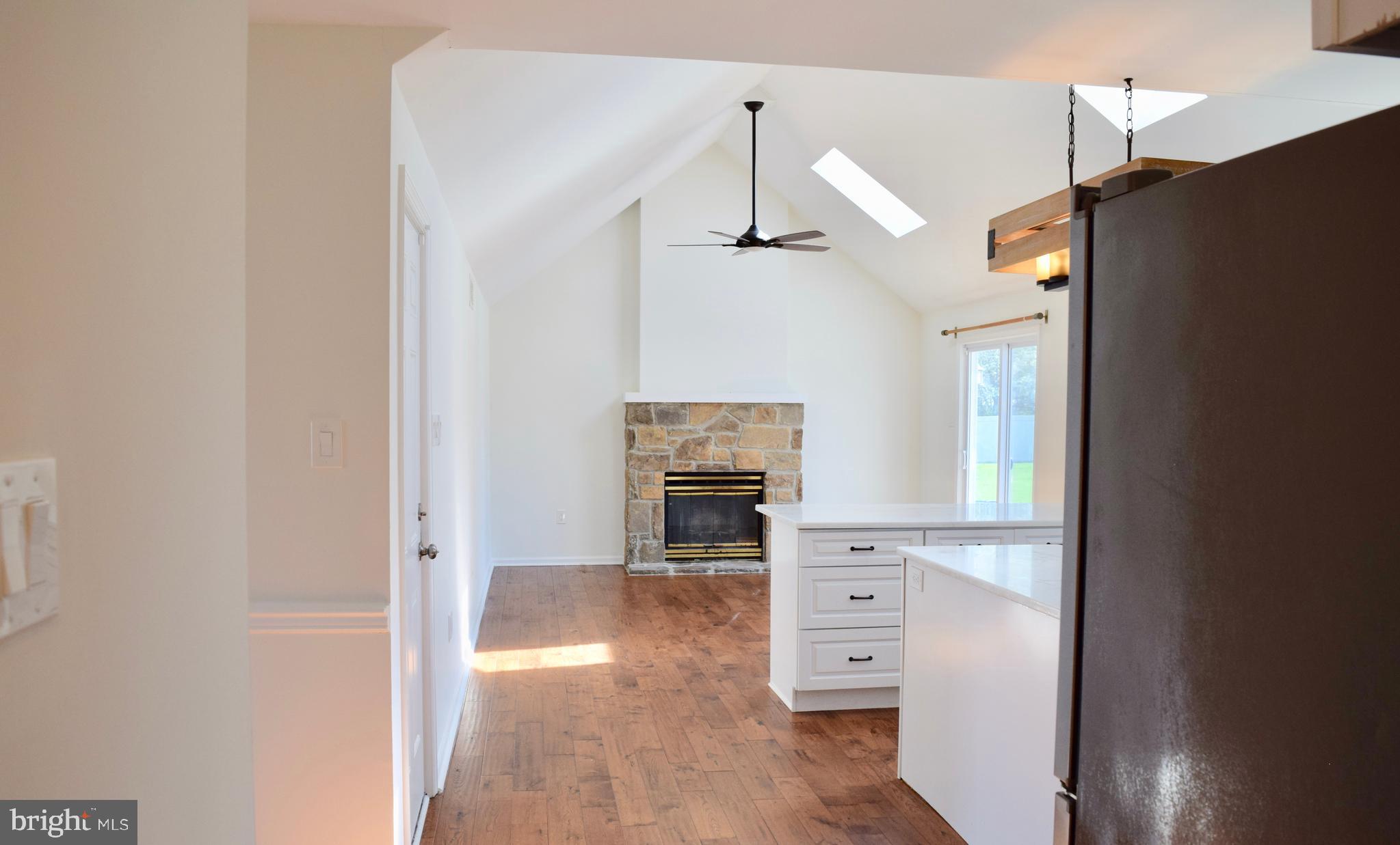 MEADOW WOODS - Residential