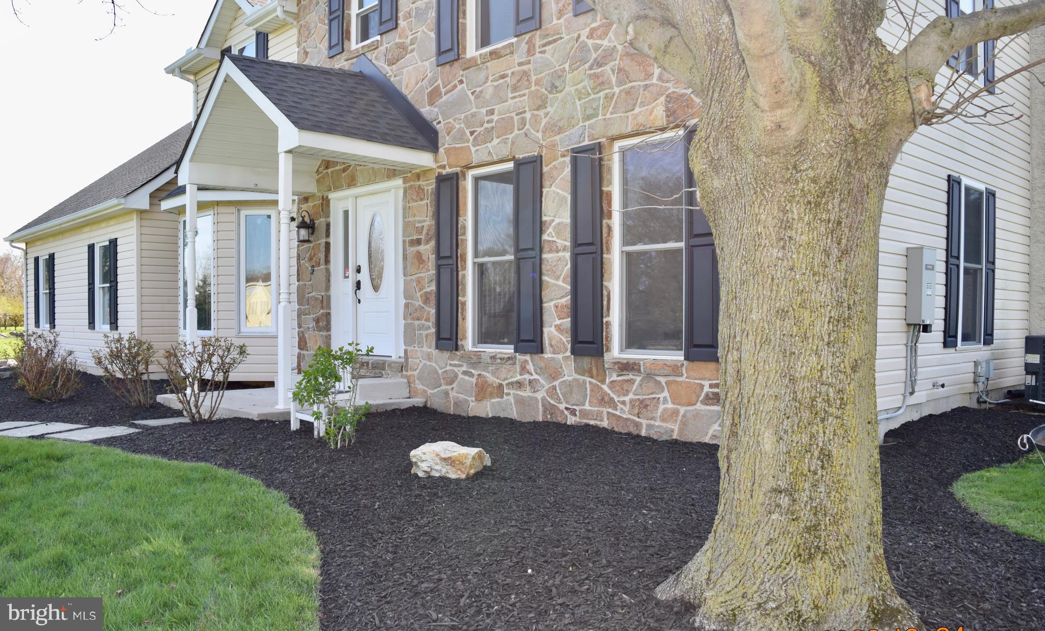 MEADOW WOODS - Residential