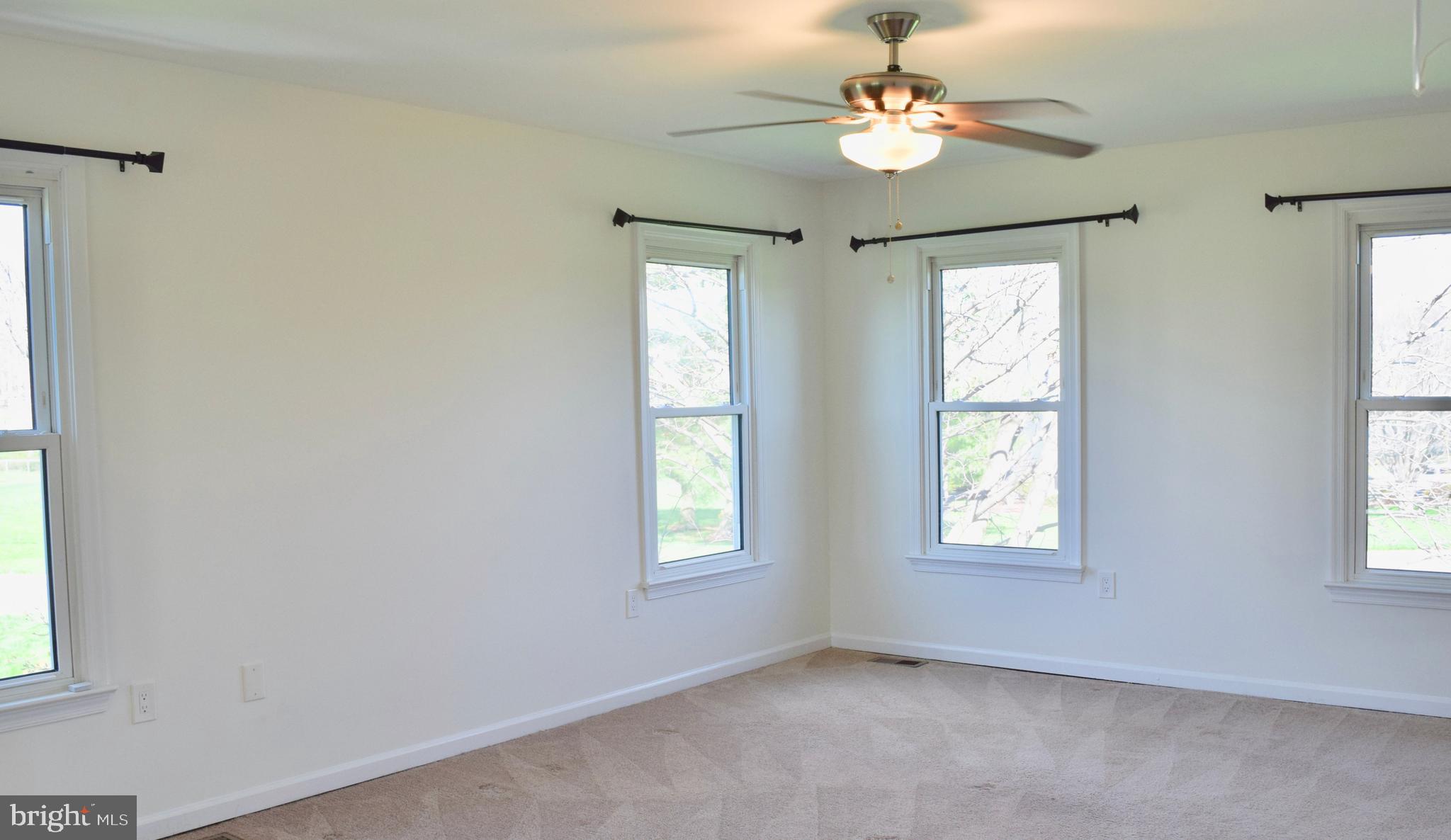 MEADOW WOODS - Residential