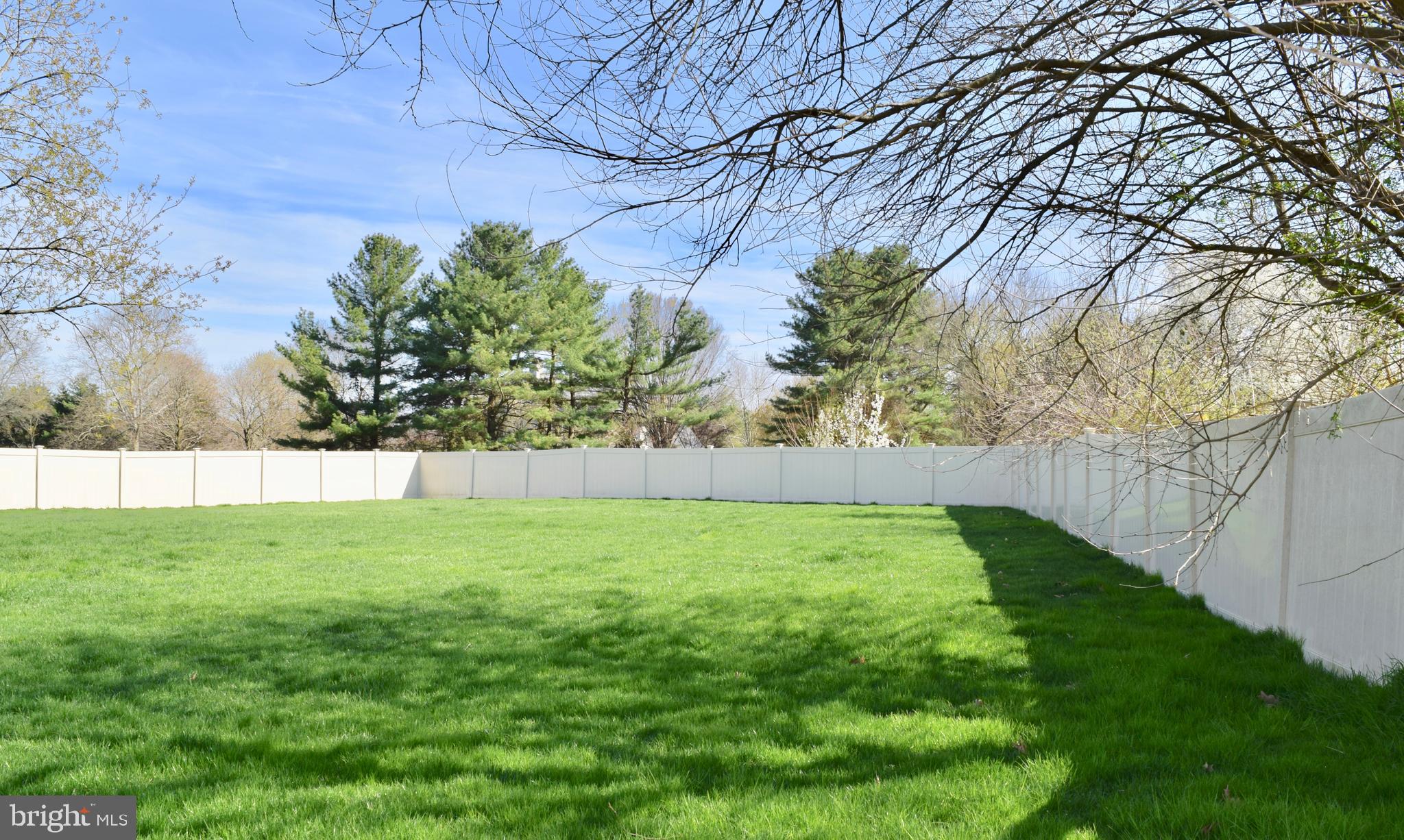 MEADOW WOODS - Residential