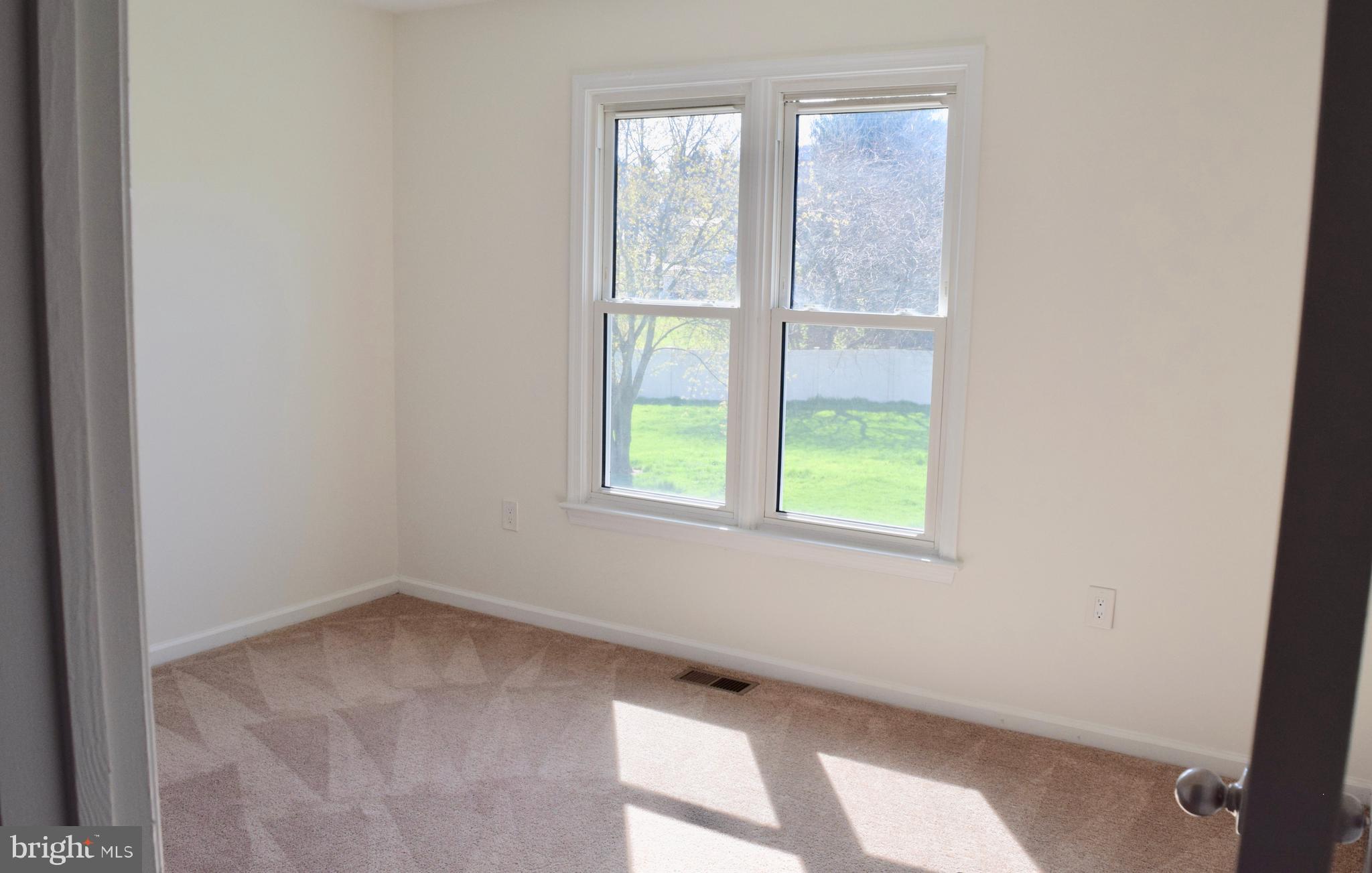 MEADOW WOODS - Residential