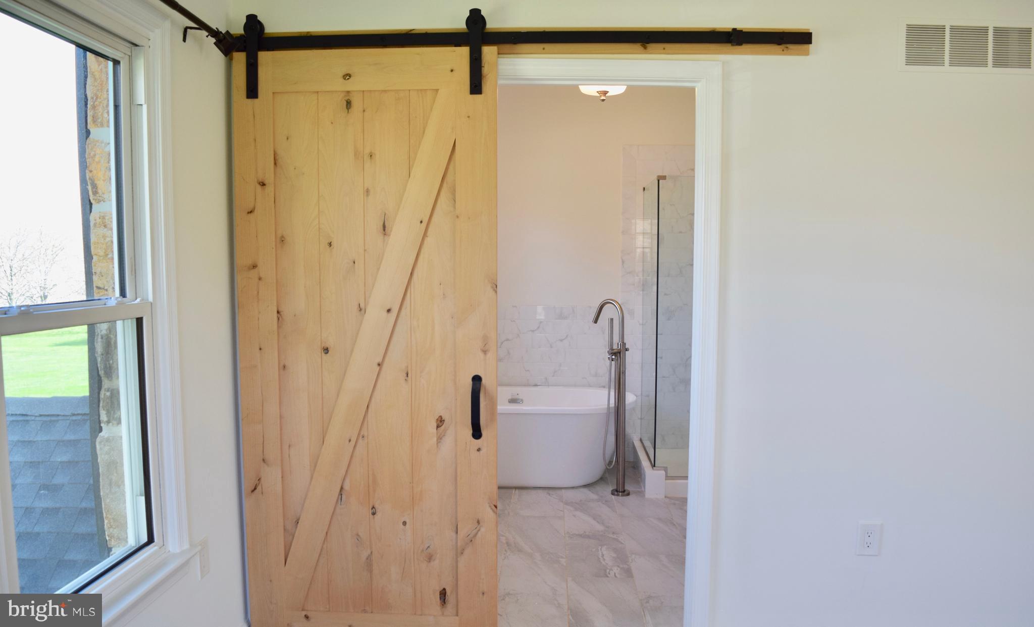 MEADOW WOODS - Residential