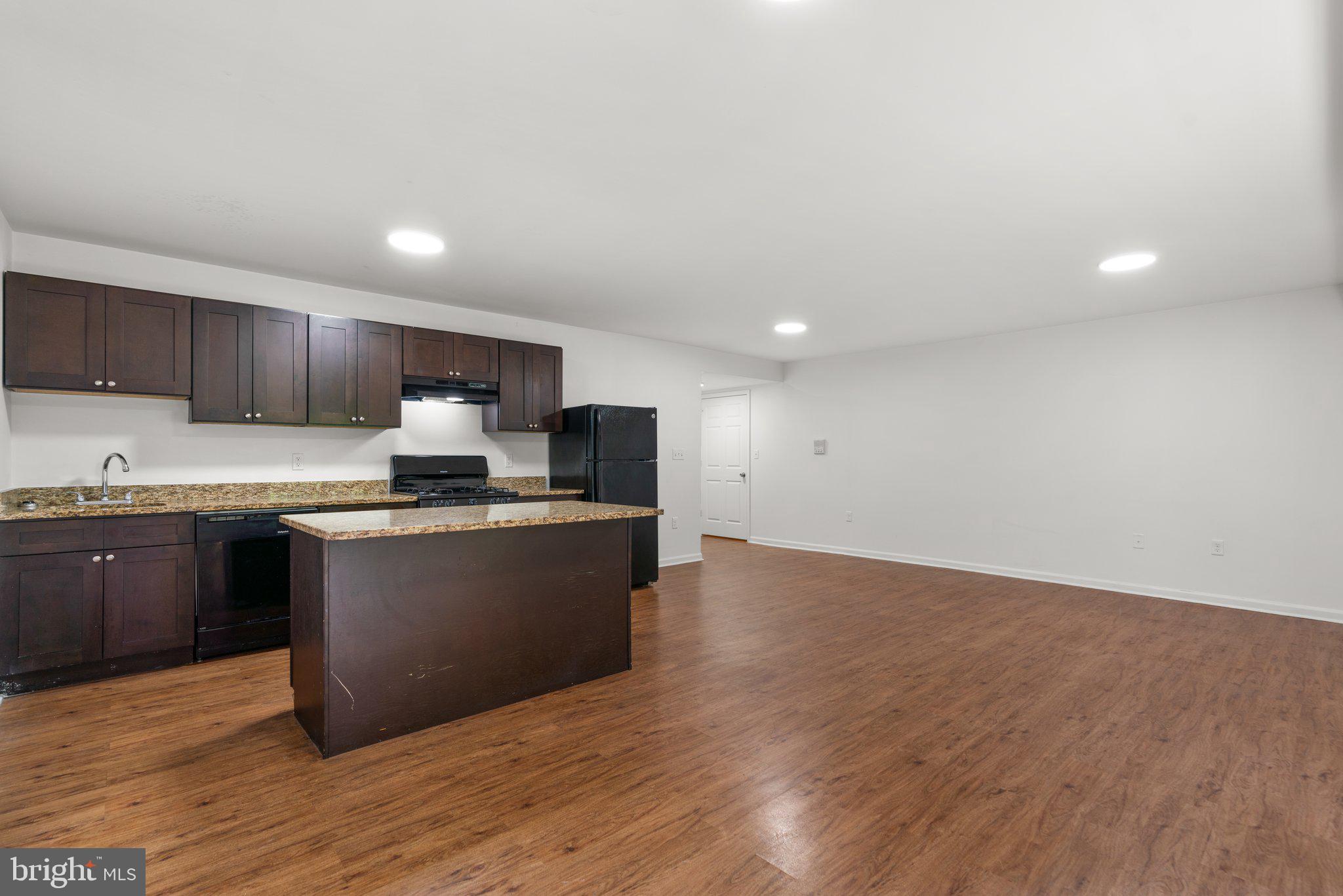 GWYNN OAK - Residential Lease