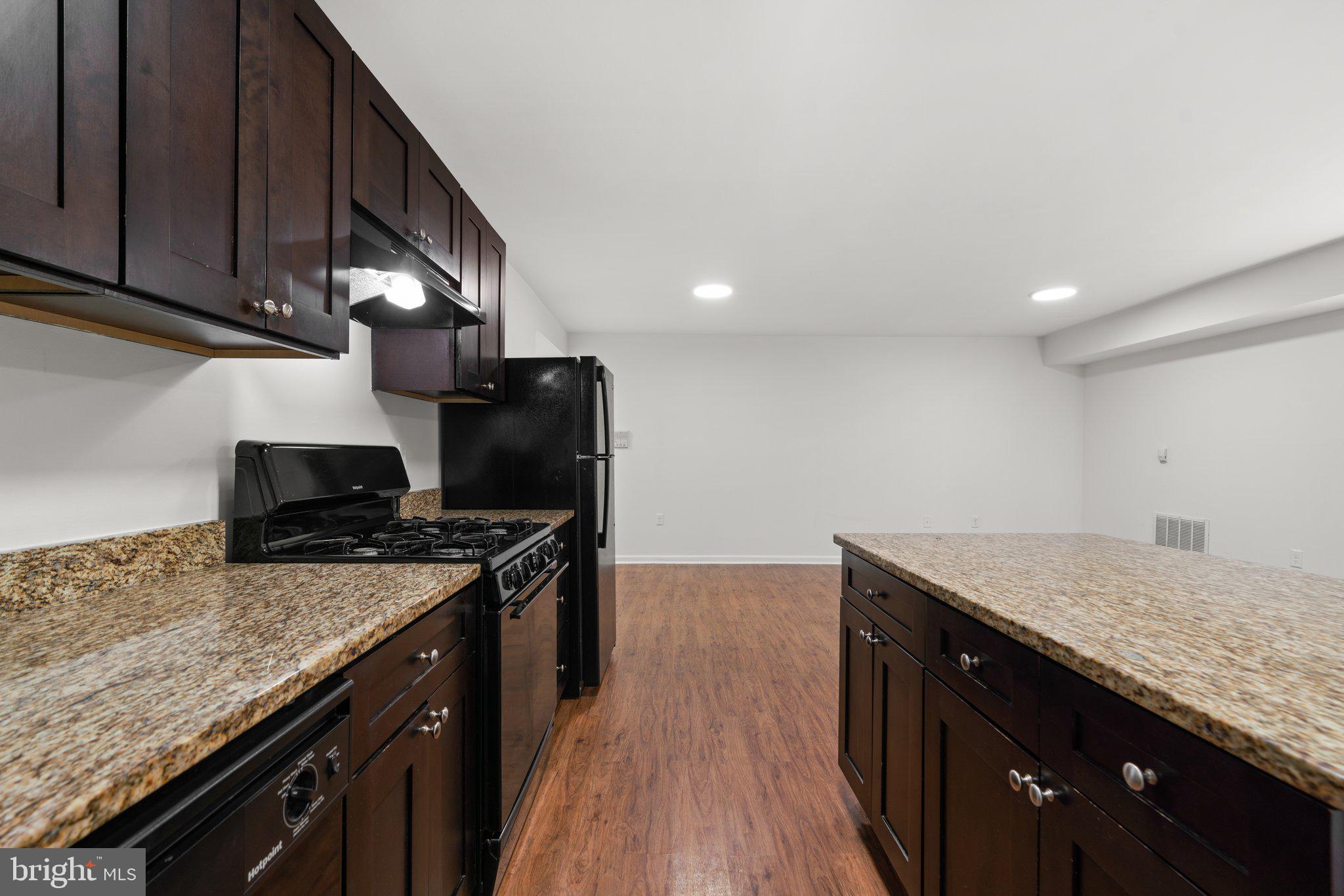 GWYNN OAK - Residential Lease